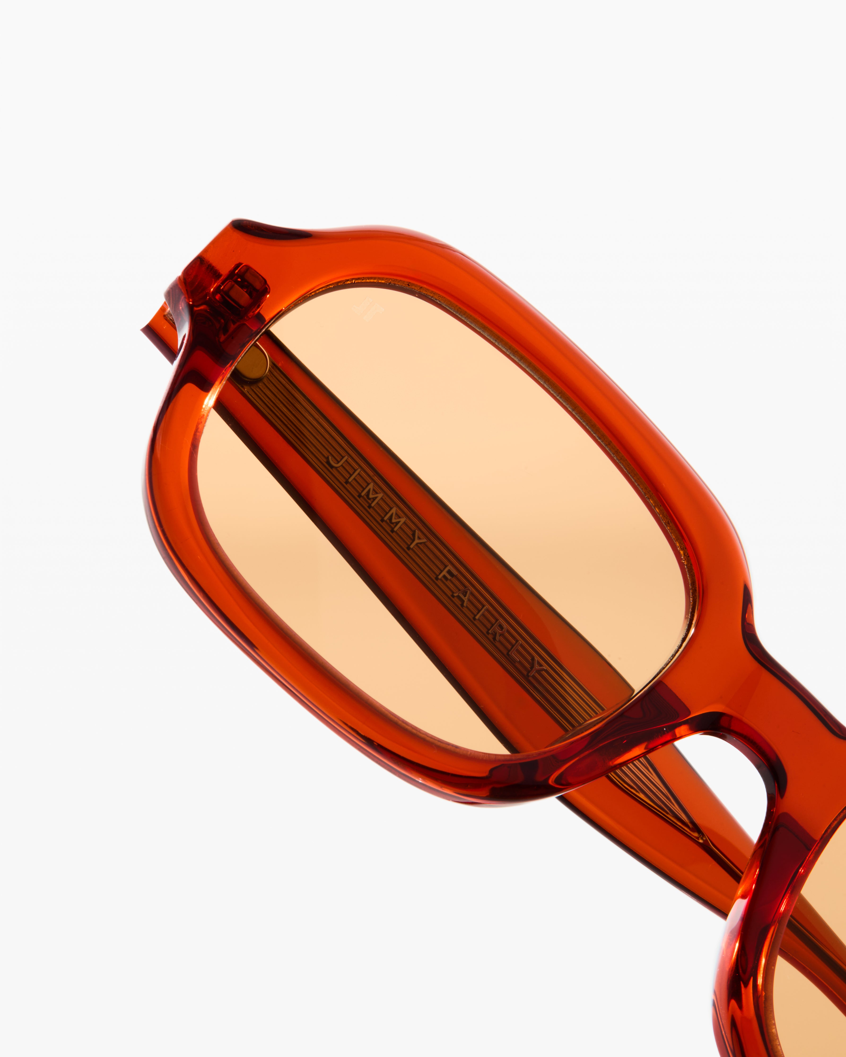jimmy-fairly-la-freja-lunettes-de-soleil-rectangulaires-femme-rouges image 2