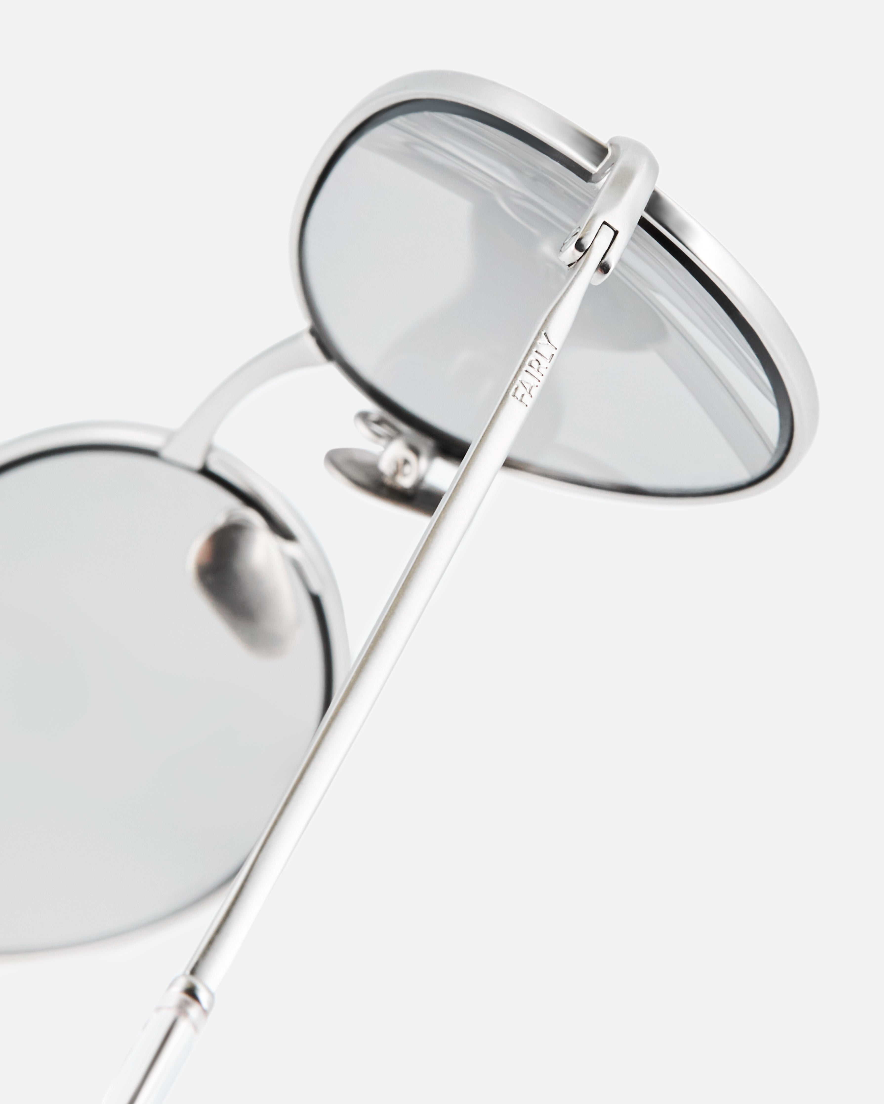 jimmy-fairly-la-seed-lunettes-de-soleil-ovales-en-acier-inoxydable-argent-cat-go image 6