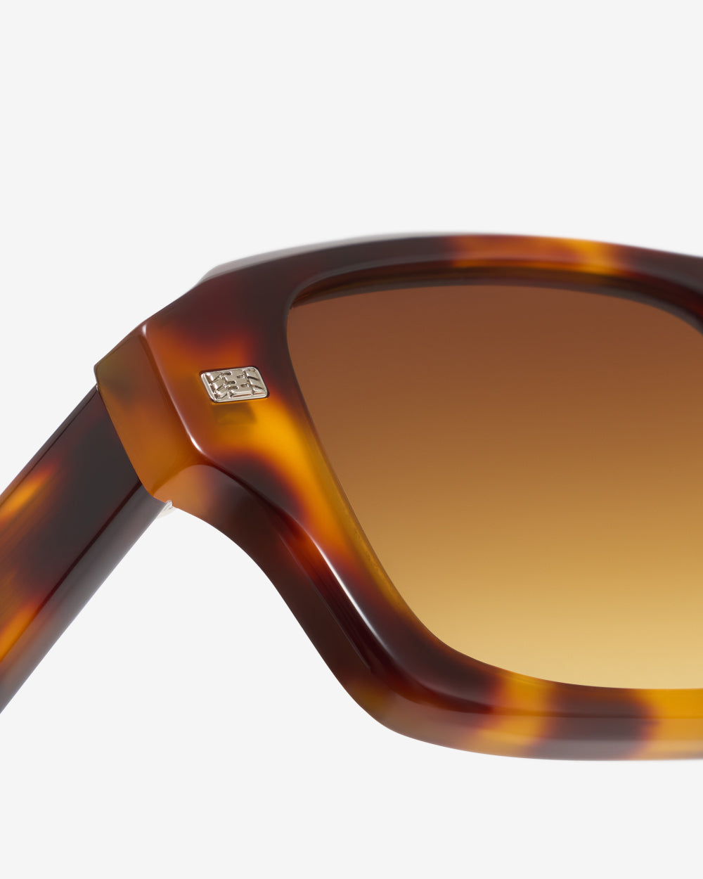 le-petit-lunetier-adrian-caille-lunettes-de-soleil-rectangulaires-verres-d-grad- image 5