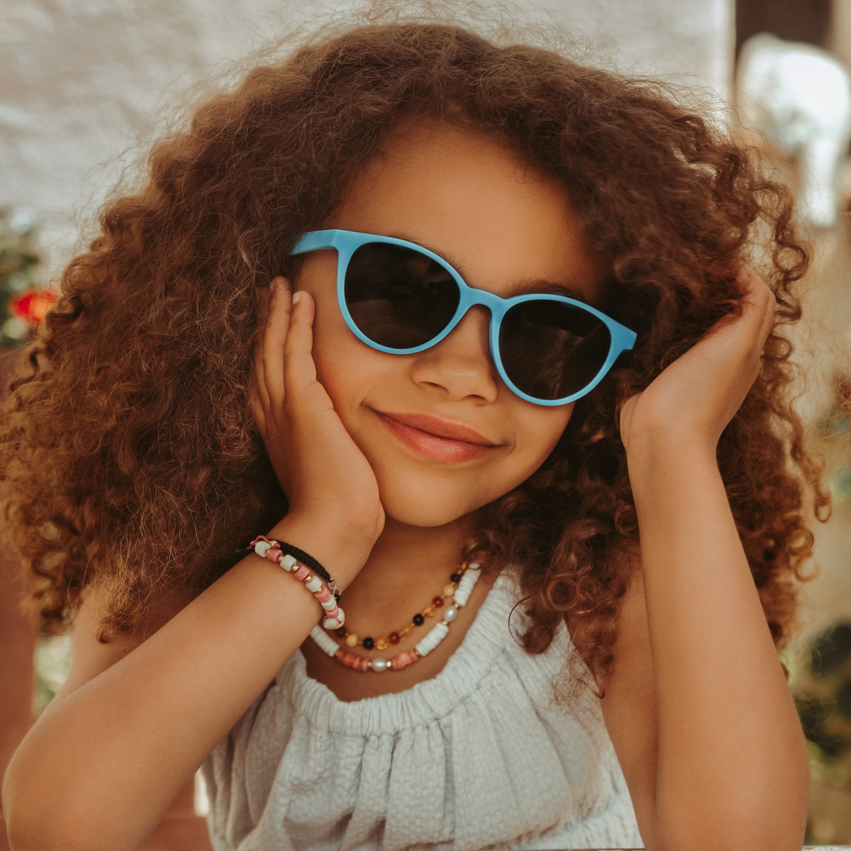 le-petit-lunetier-ana-e-6-10-ans-bleu-azur-lunettes-de-soleil-enfant-polarised image 2