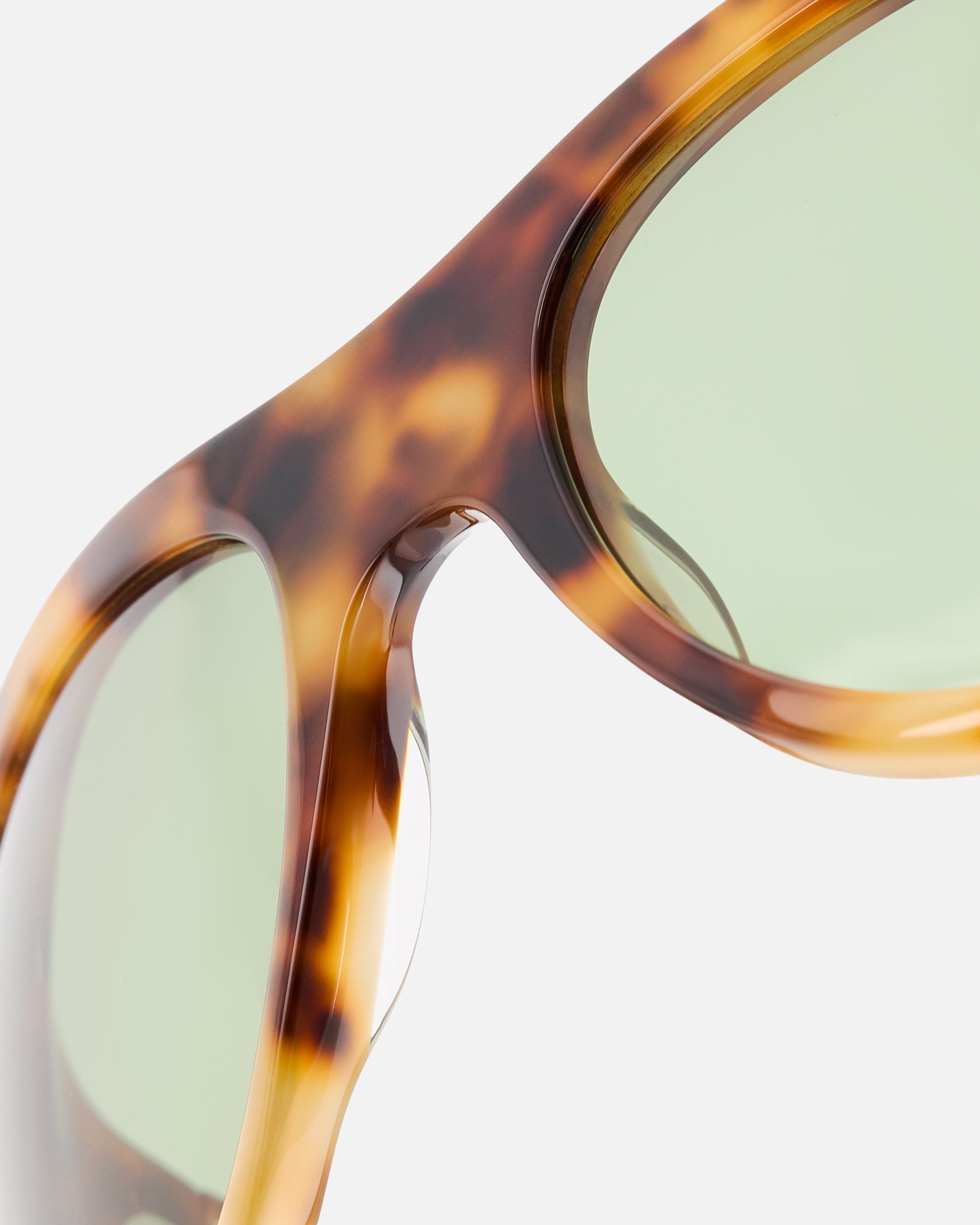 jimmy-fairly-la-aela-lunettes-de-soleil-aviateur-en-ac-tate-caille-fonc-e image 6
