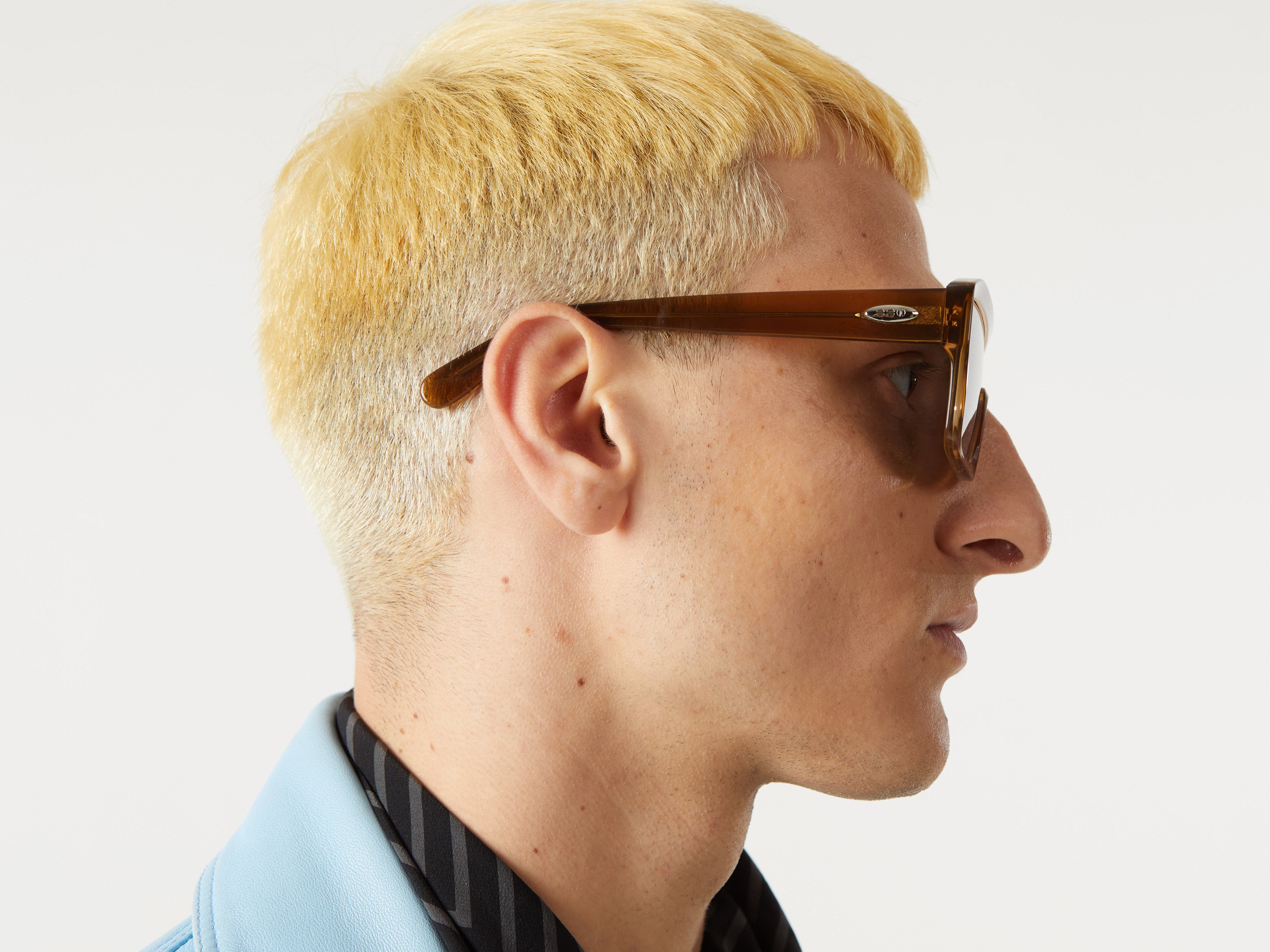 komono-aksel-sand-lunettes-de-soleil-carr-es-en-ac-tate-cologique-grande-taille image 5