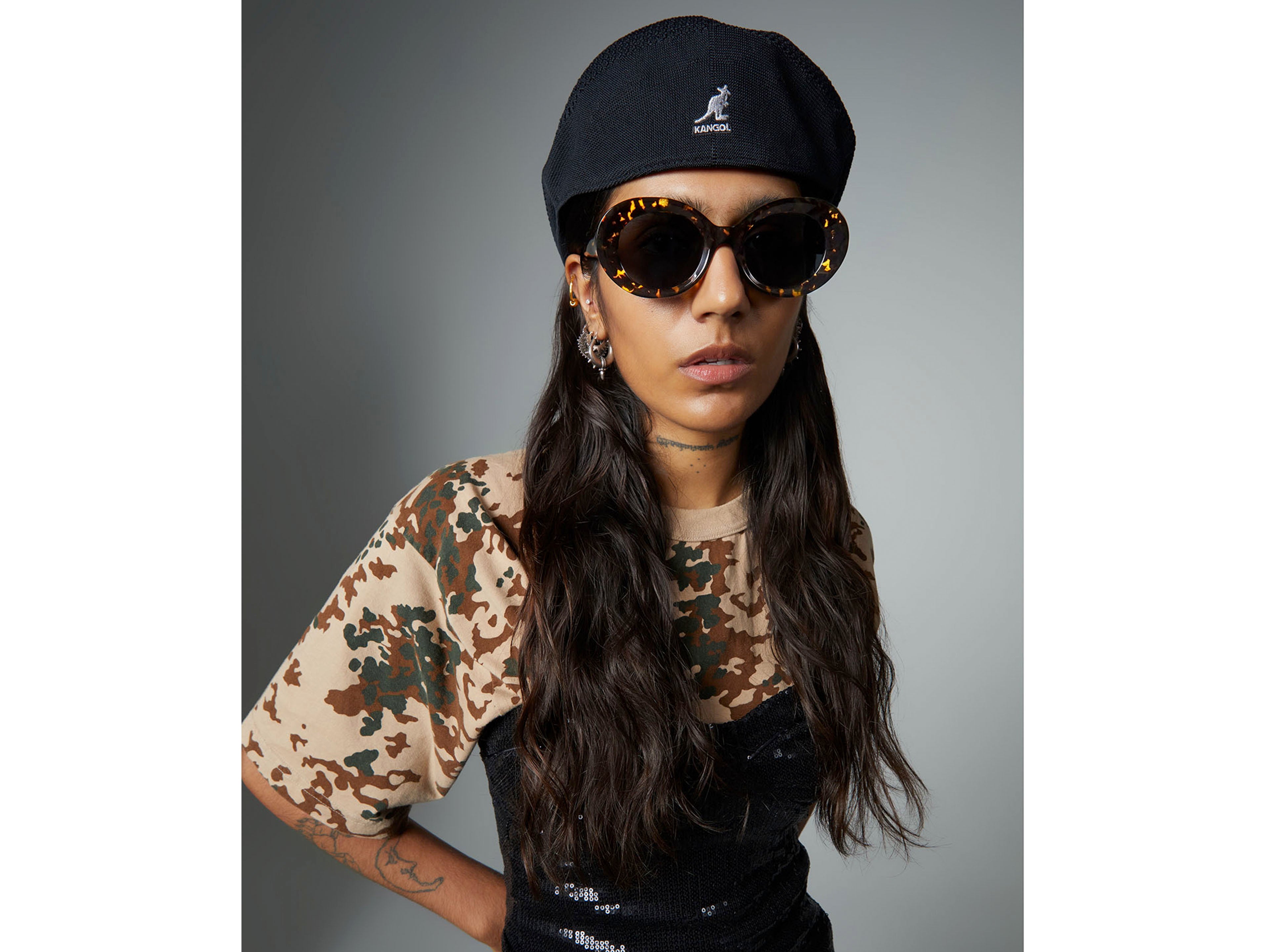 komono-x-tom-eerebout-n-flake-lunettes-de-soleil-ovales-caille image 4