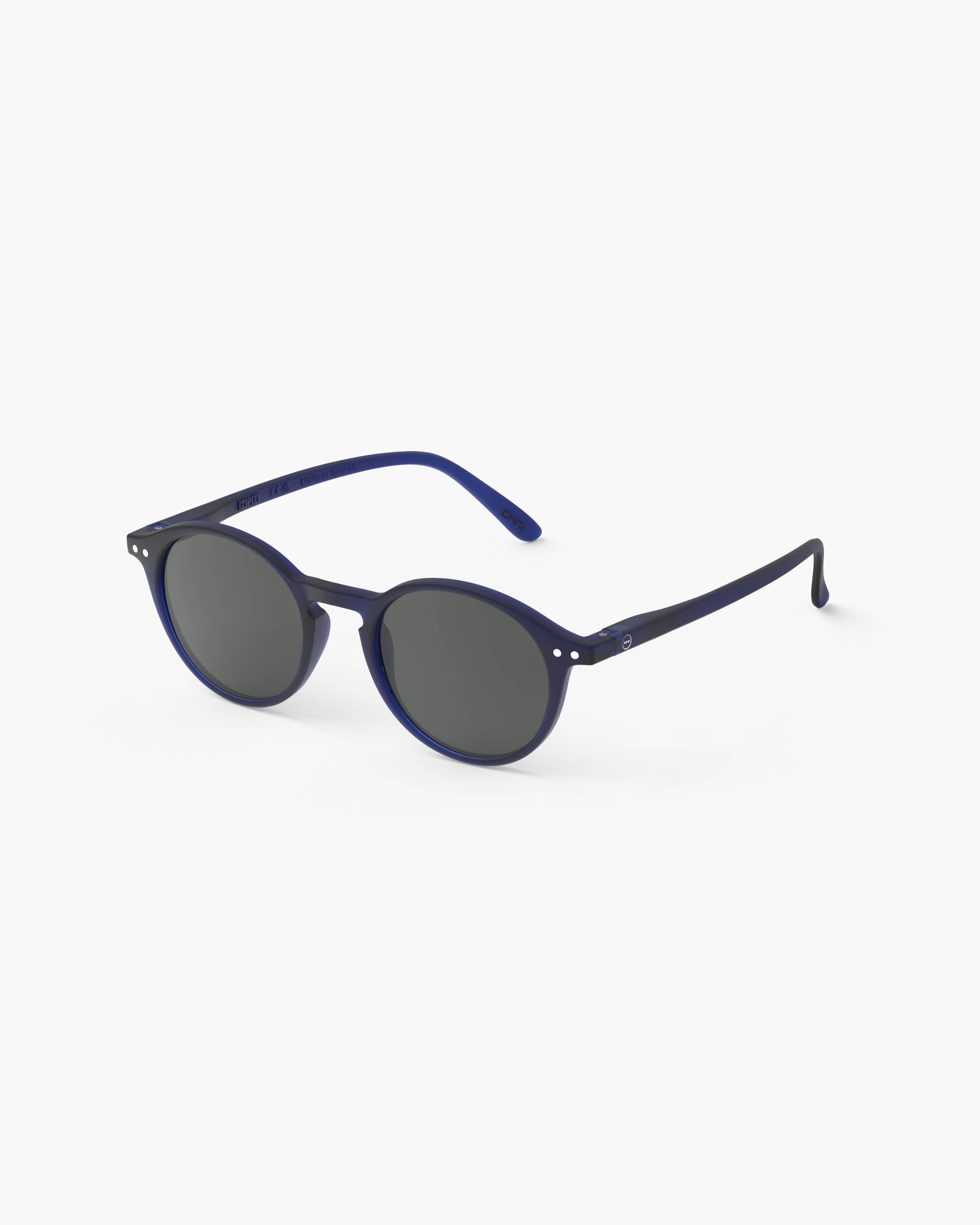 izipizi-mini-me-d-bleu-nuit-coffret-duo-lunettes-de-soleil-adulte-et-enfant image 5