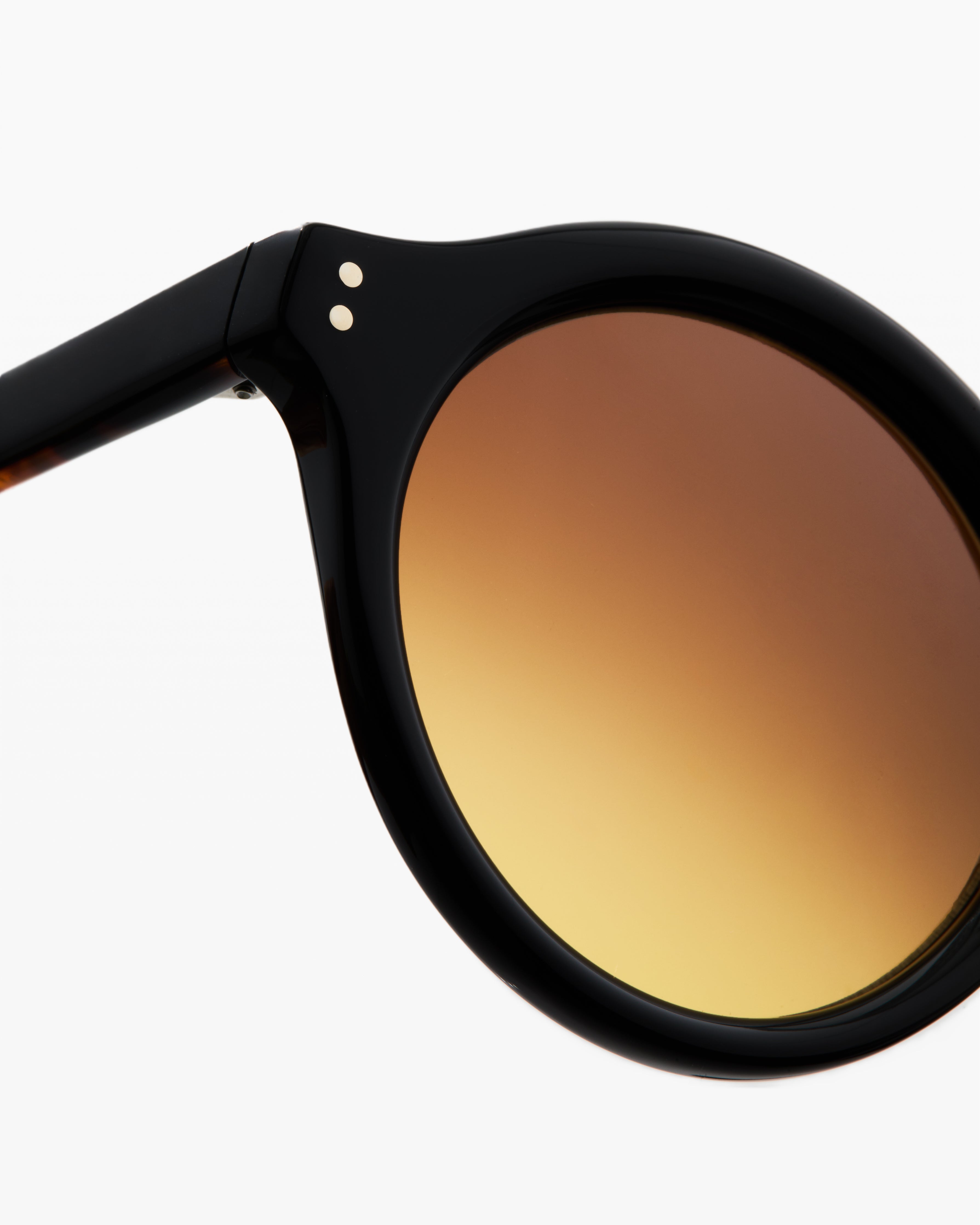 jimmy-fairly-la-raf-lunettes-de-soleil-rondes-noires-en-ac-tate-de-cellulose-ver image 4