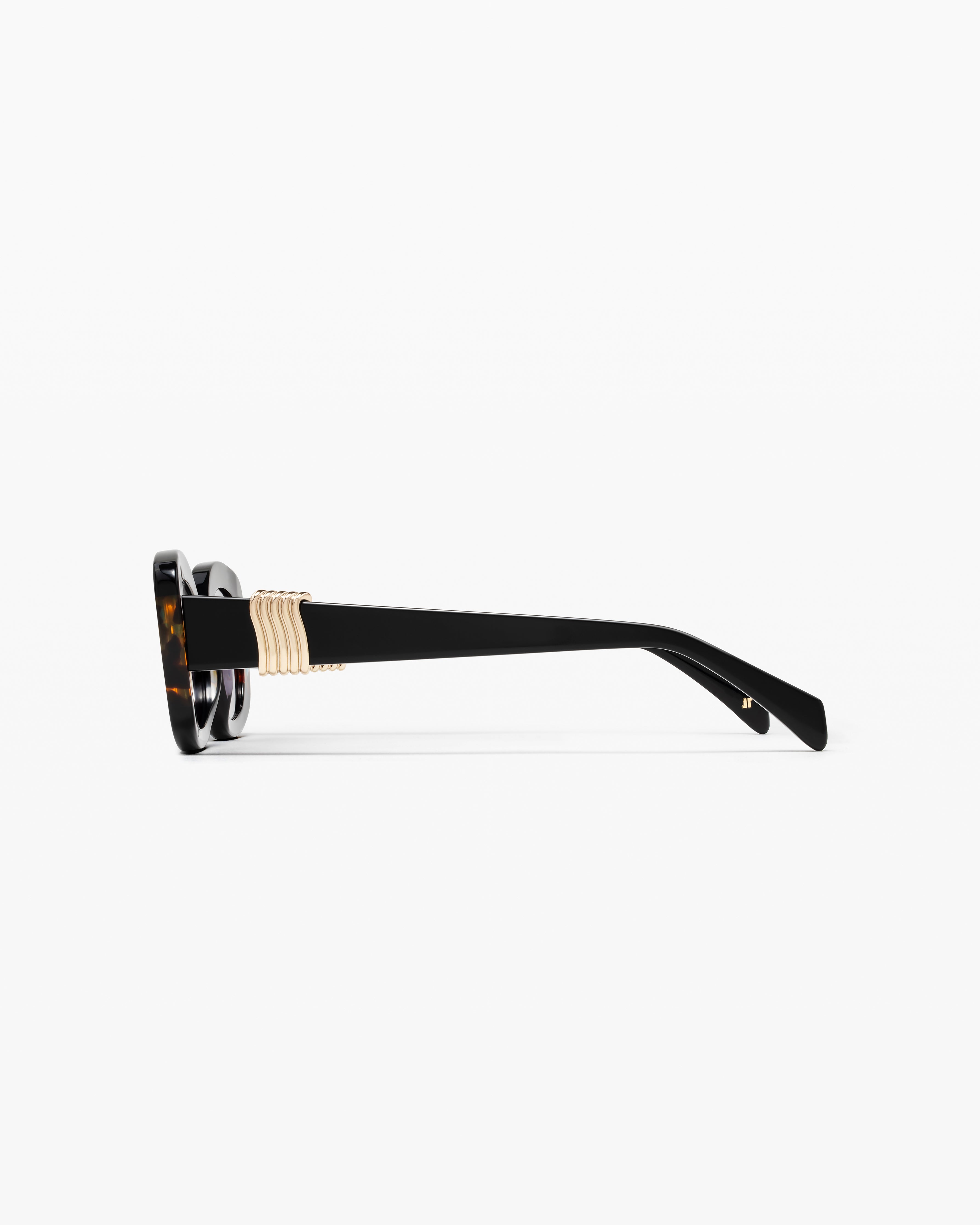jimmy-fairly-la-sorrel-lunettes-de-soleil-ovales-en-ac-tate-avec-ornement-noires image 3