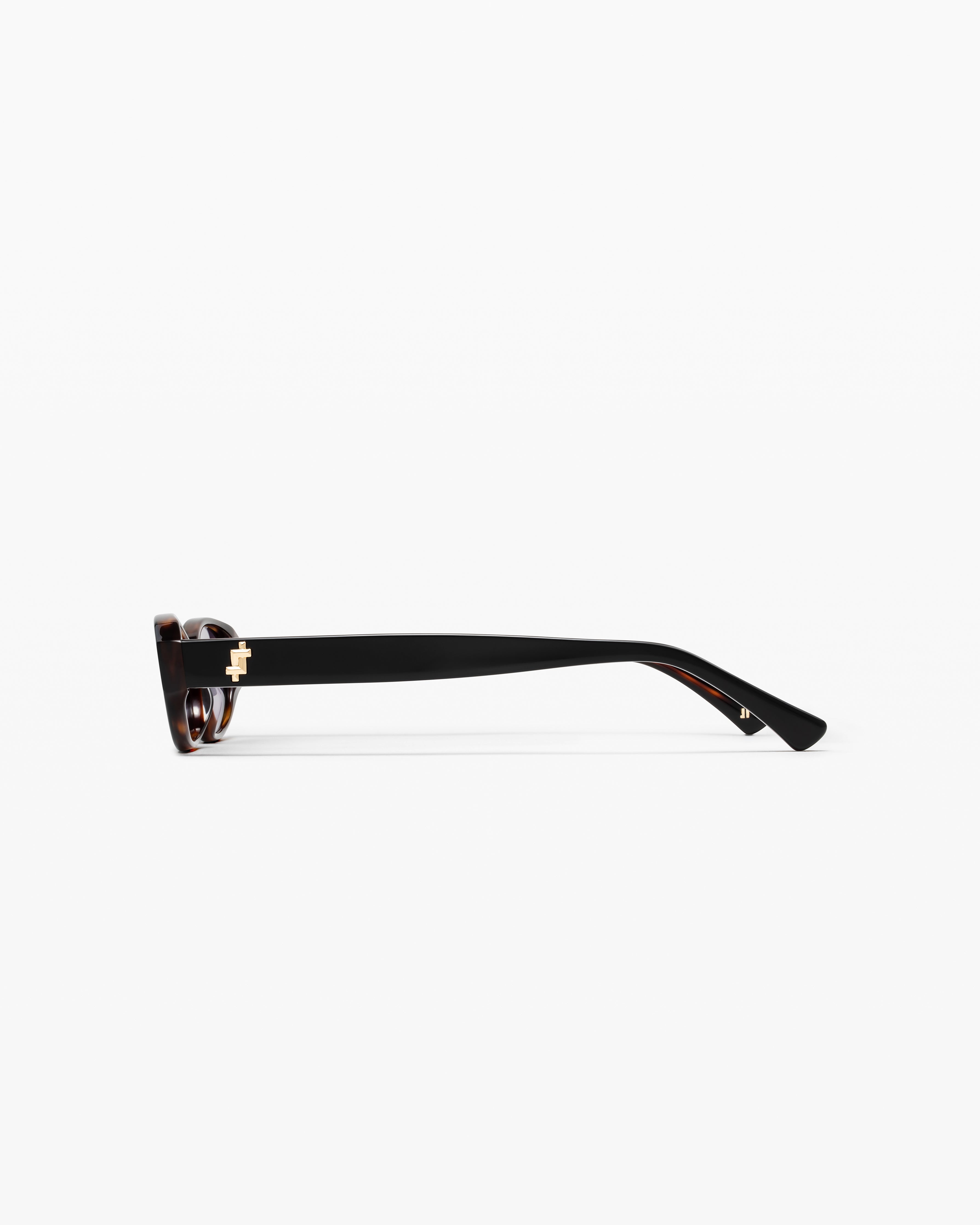 jimmy-fairly-la-cassi-lunettes-de-soleil-femme-ovales-en-ac-tate-noir-visage-fin image 2