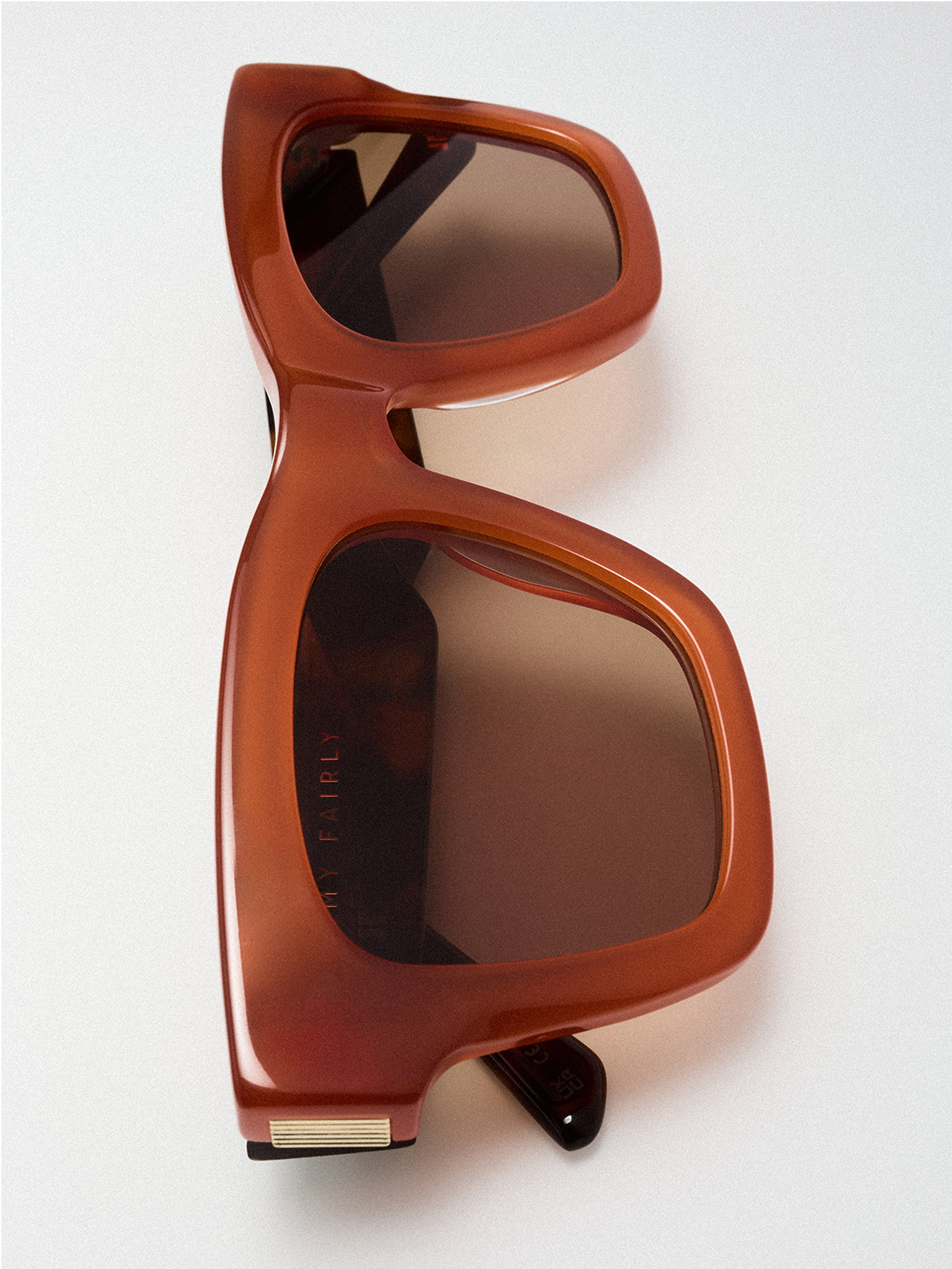jimmy-fairly-la-laya-lunettes-carr-es-oversize-orange-medium image 3