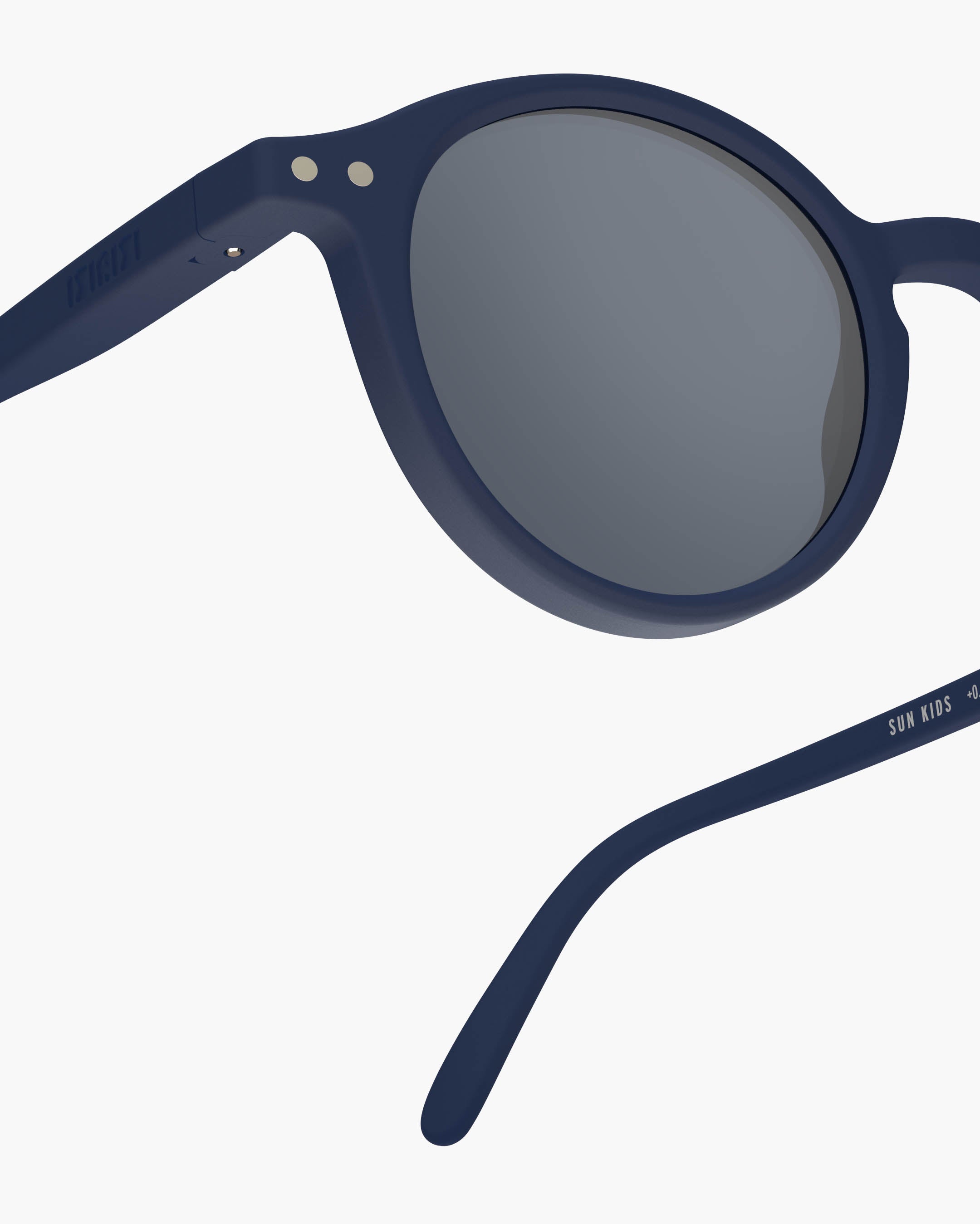 izipizi-mini-me-d-bleu-nuit-coffret-duo-lunettes-de-soleil-adulte-et-enfant image 6