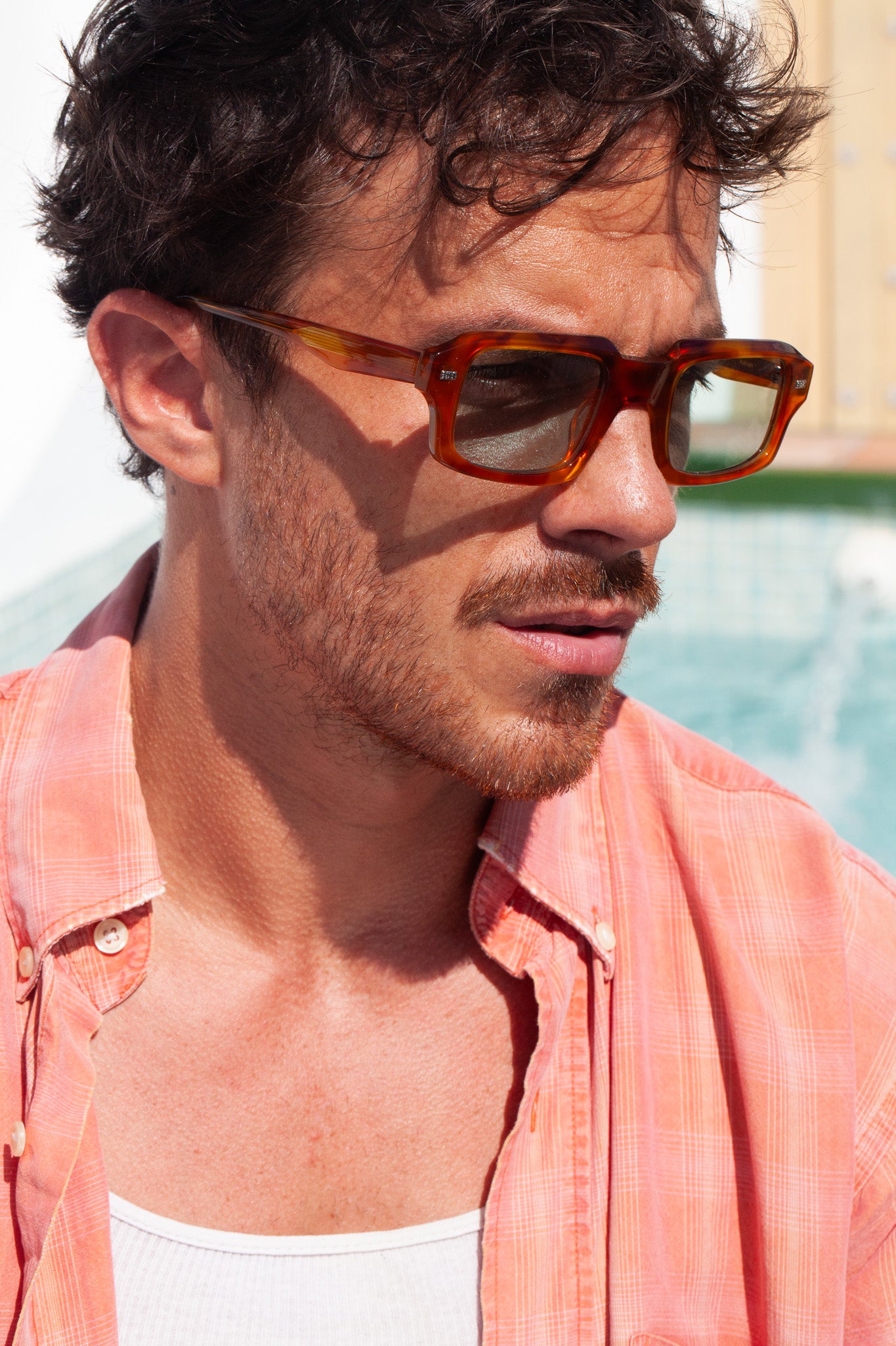 le-petit-lunetier-adrian-caille-jaune-lunettes-de-soleil-rectangulaires-ac-tate- image 1