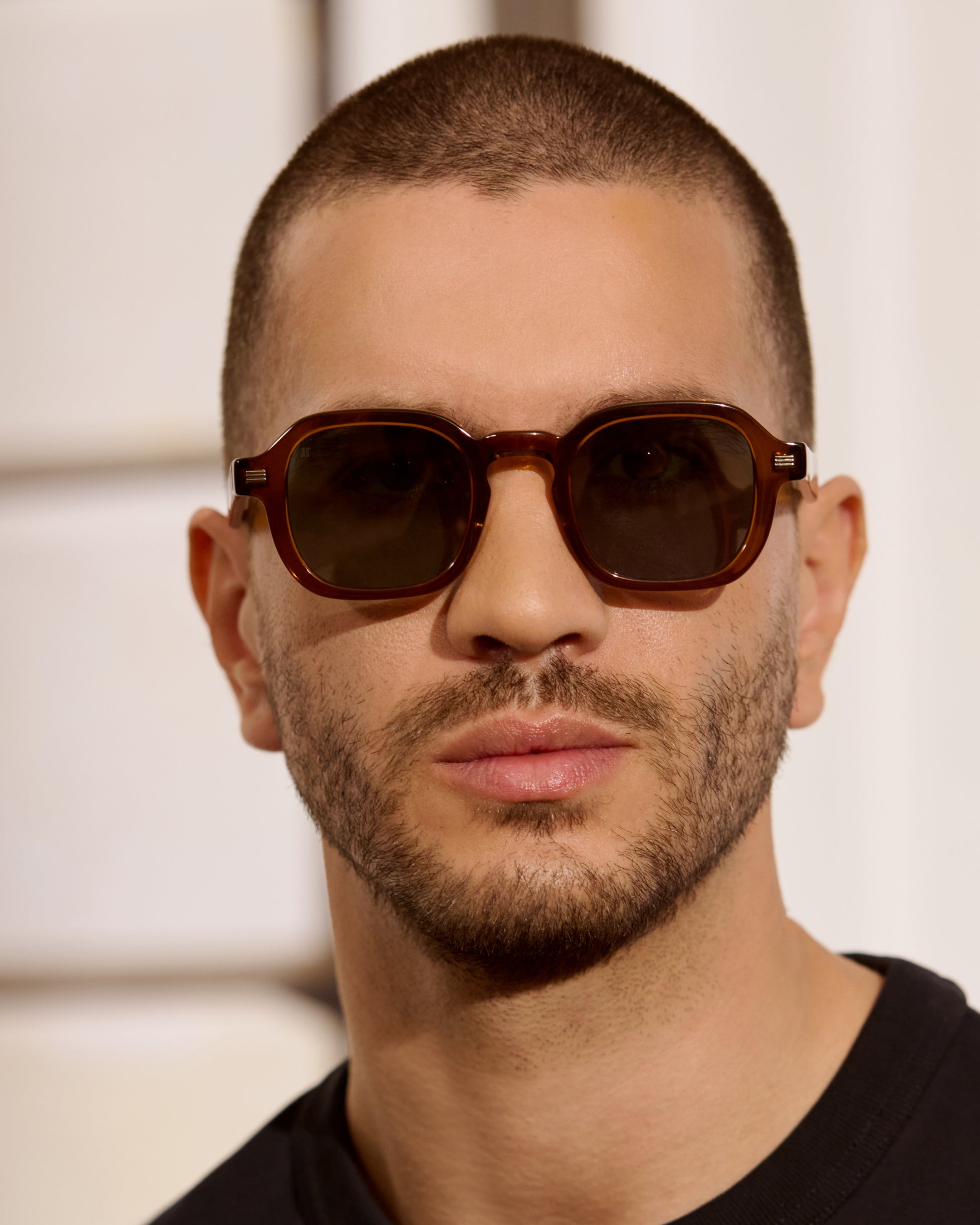 jimmy-fairly-la-ezra-lunettes-de-soleil-rectangulaires-en-ac-tate-marron-homme image 3