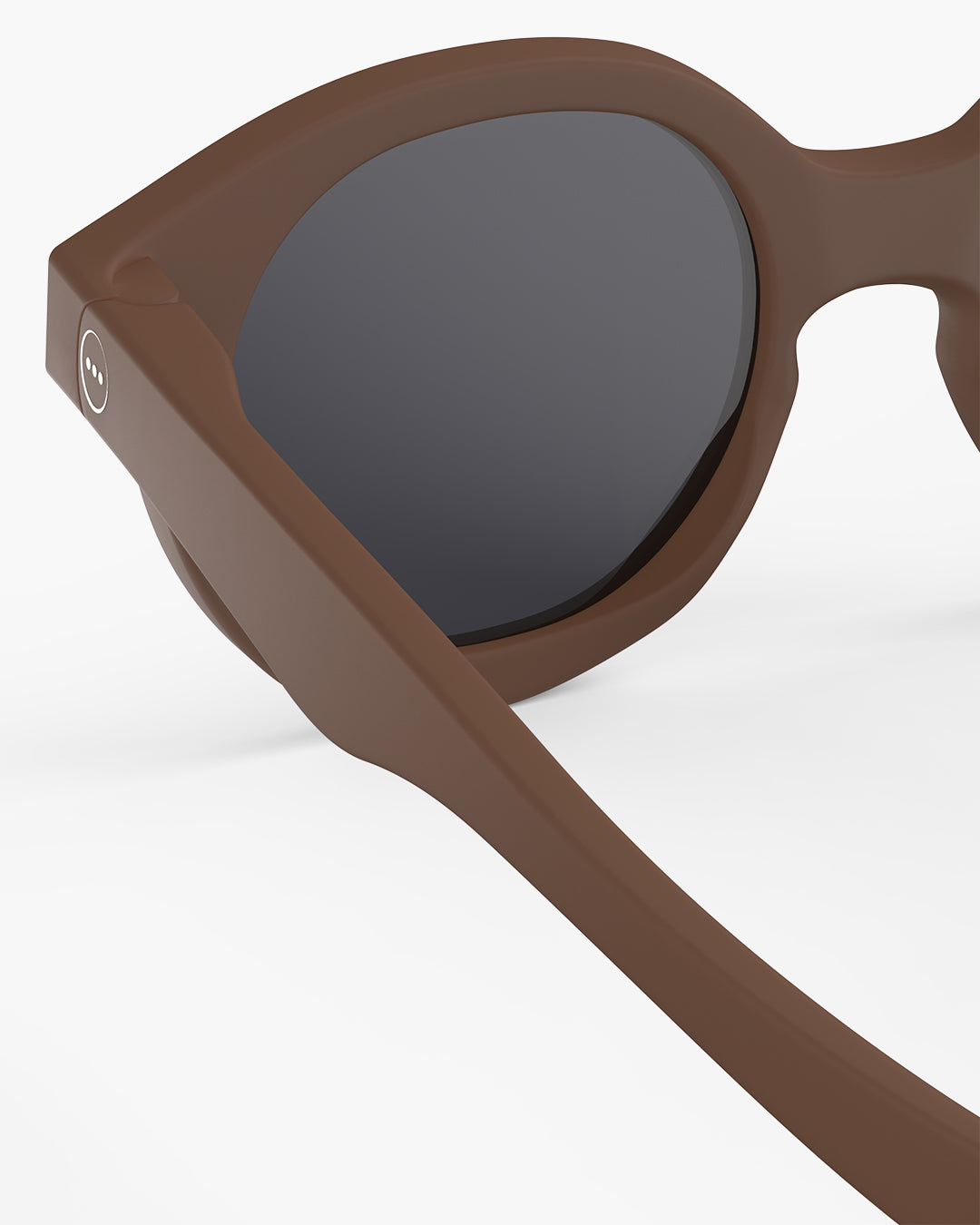 izipizi-bkk-c-chocolat-polarized-lunettes-de-soleil-enfant-biosourc-es image 4