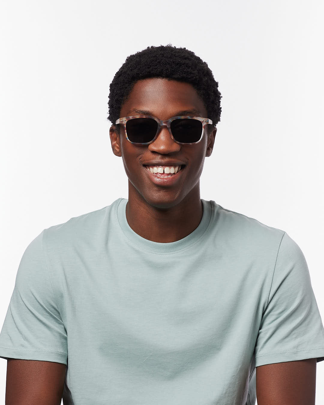 izipizi-sun-l-bleu-caille-lunettes-de-soleil-monture-bleu-caille image 7