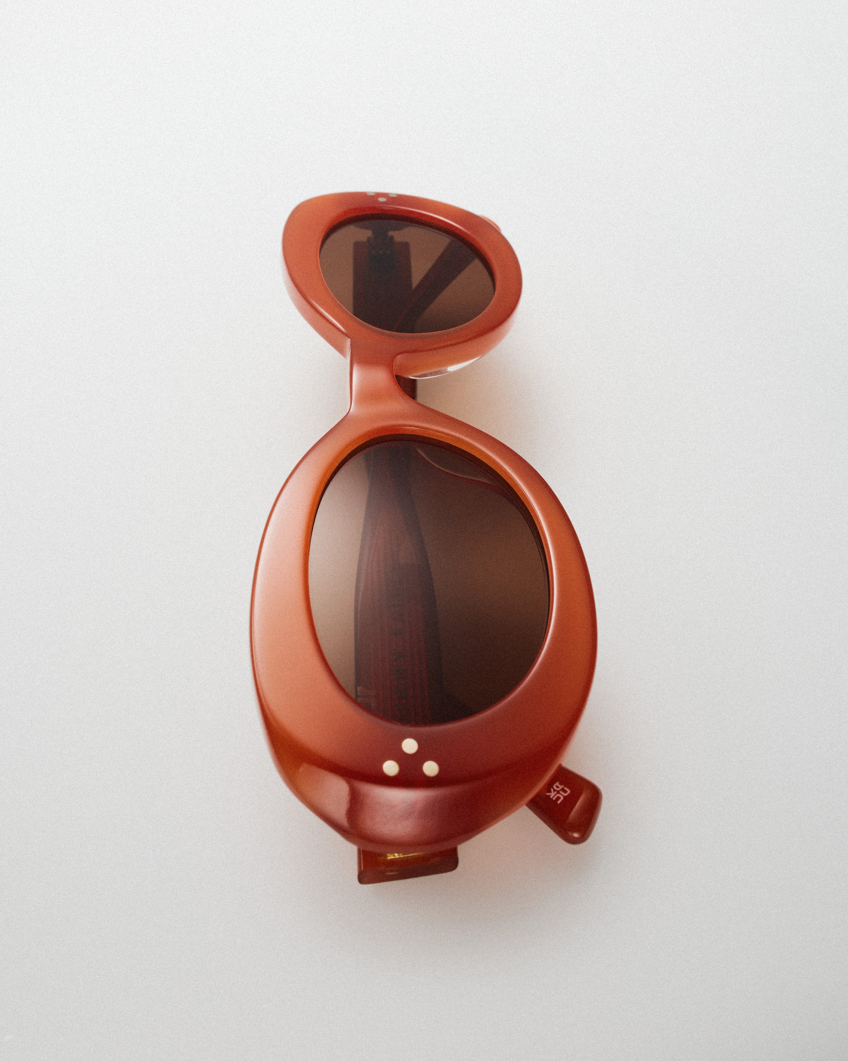 jimmy-fairly-la-berry-lunettes-de-soleil-ovales-femme-en-ac-tate-orange image 5