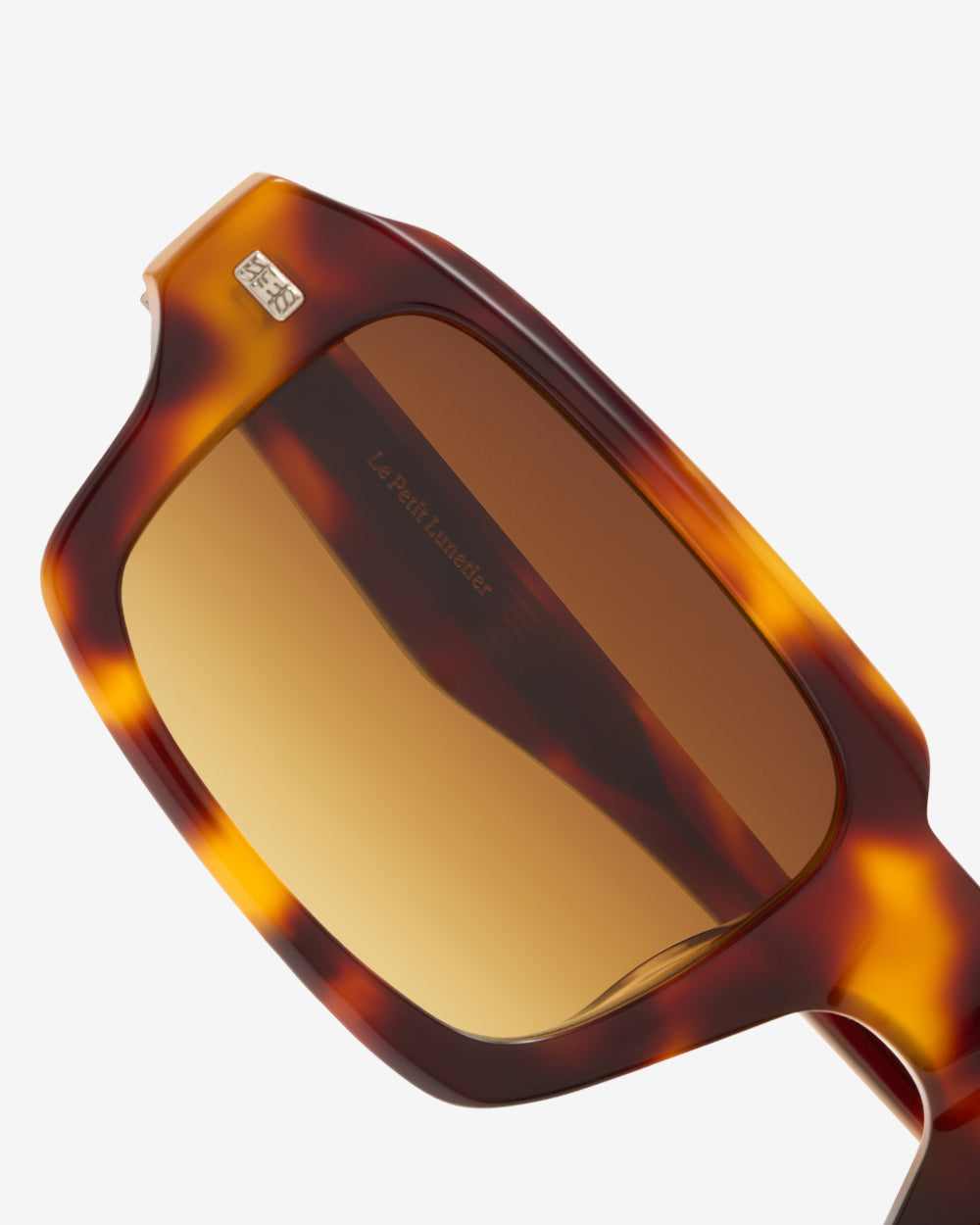 le-petit-lunetier-adrian-caille-lunettes-de-soleil-rectangulaires-verres-d-grad- image 3