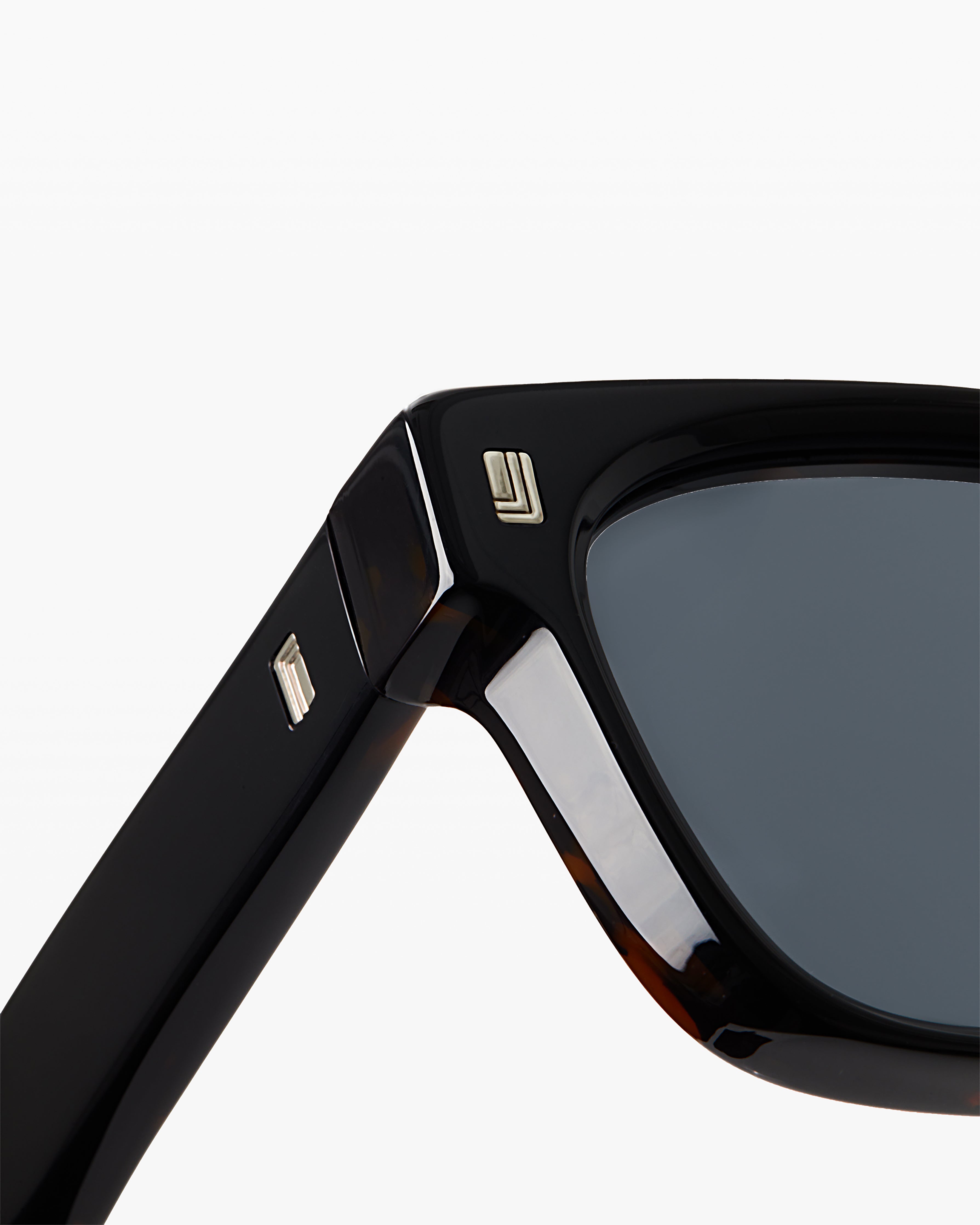 jimmy-fairly-la-salva-lunettes-de-soleil-rectangulaires-noires-homme image 4