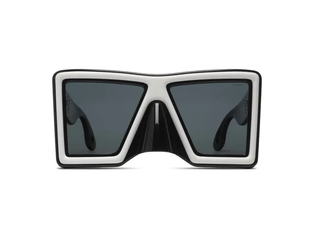 lunettes-de-soleil-komono-otherworldly-black-off-white-walter-van-beirendonck image 1