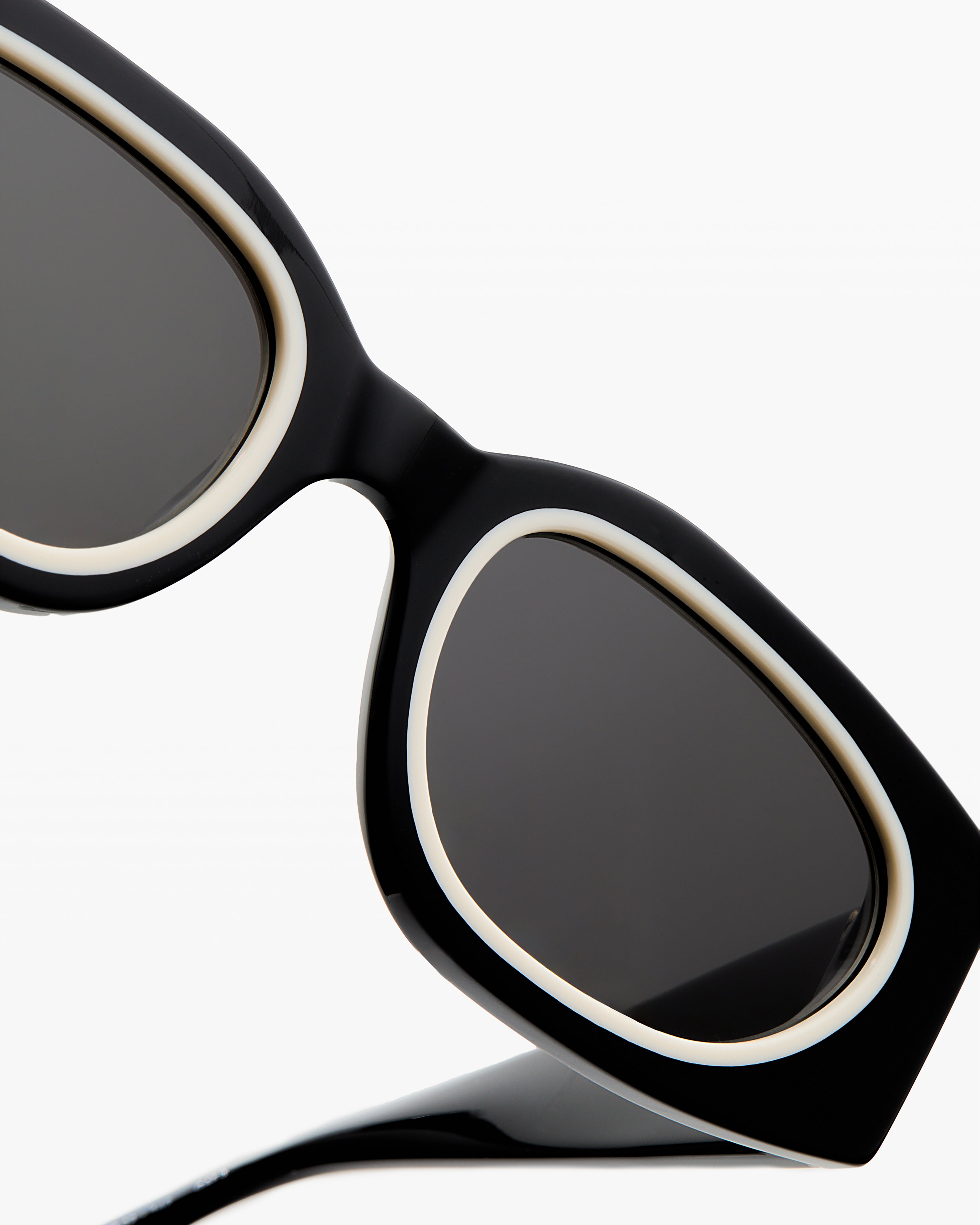 jimmy-fairly-la-amalfi-lunettes-de-soleil-rectangulaires-noires-femme-m image 4