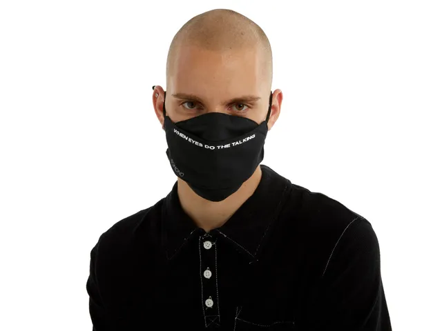 komono-face-mask-text-masque-en-coton-r-utilisable-compatible-lunettes image 1