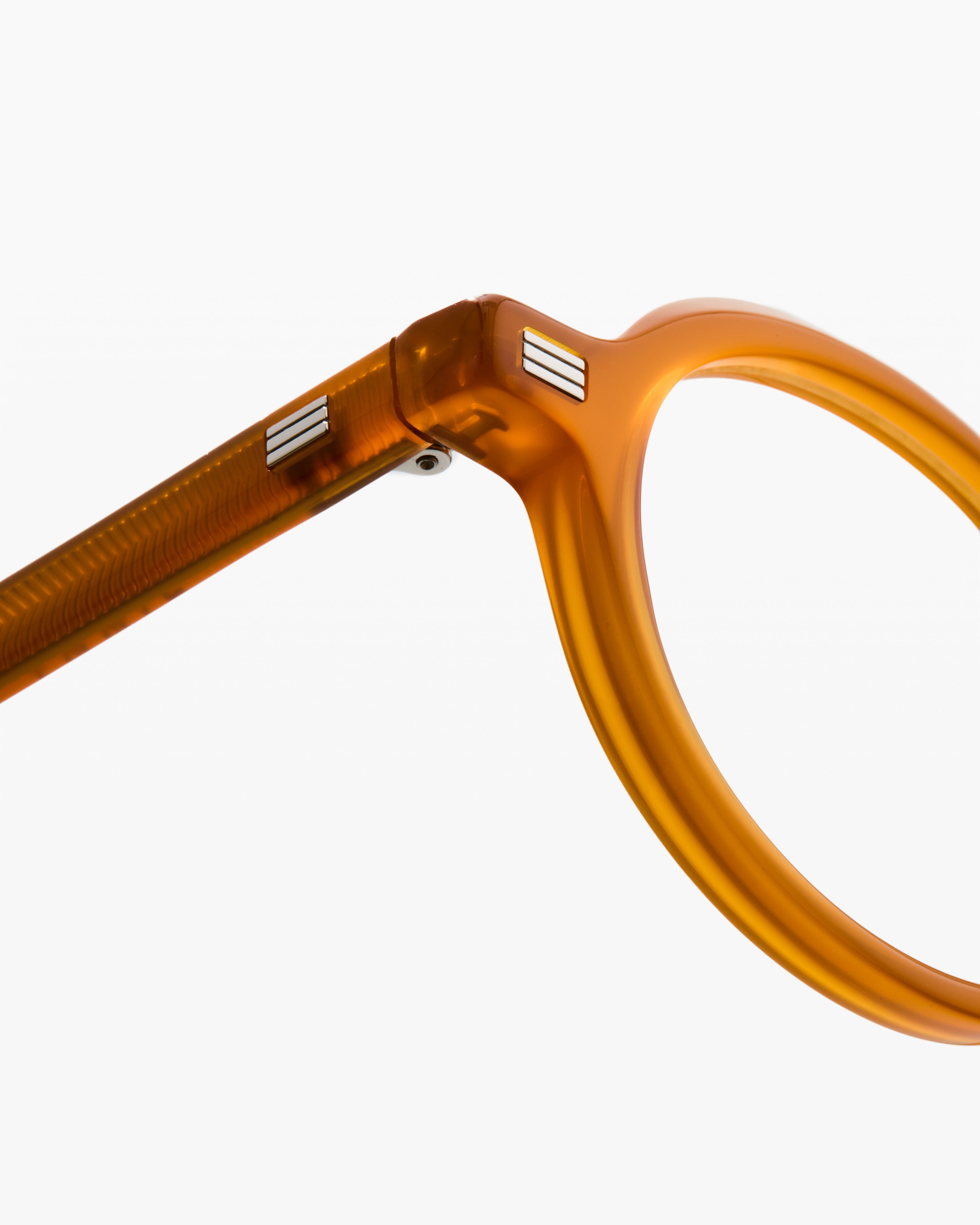jimmy-fairly-la-alvie-lunettes-optiques-ovales-armature-chevrons image 5