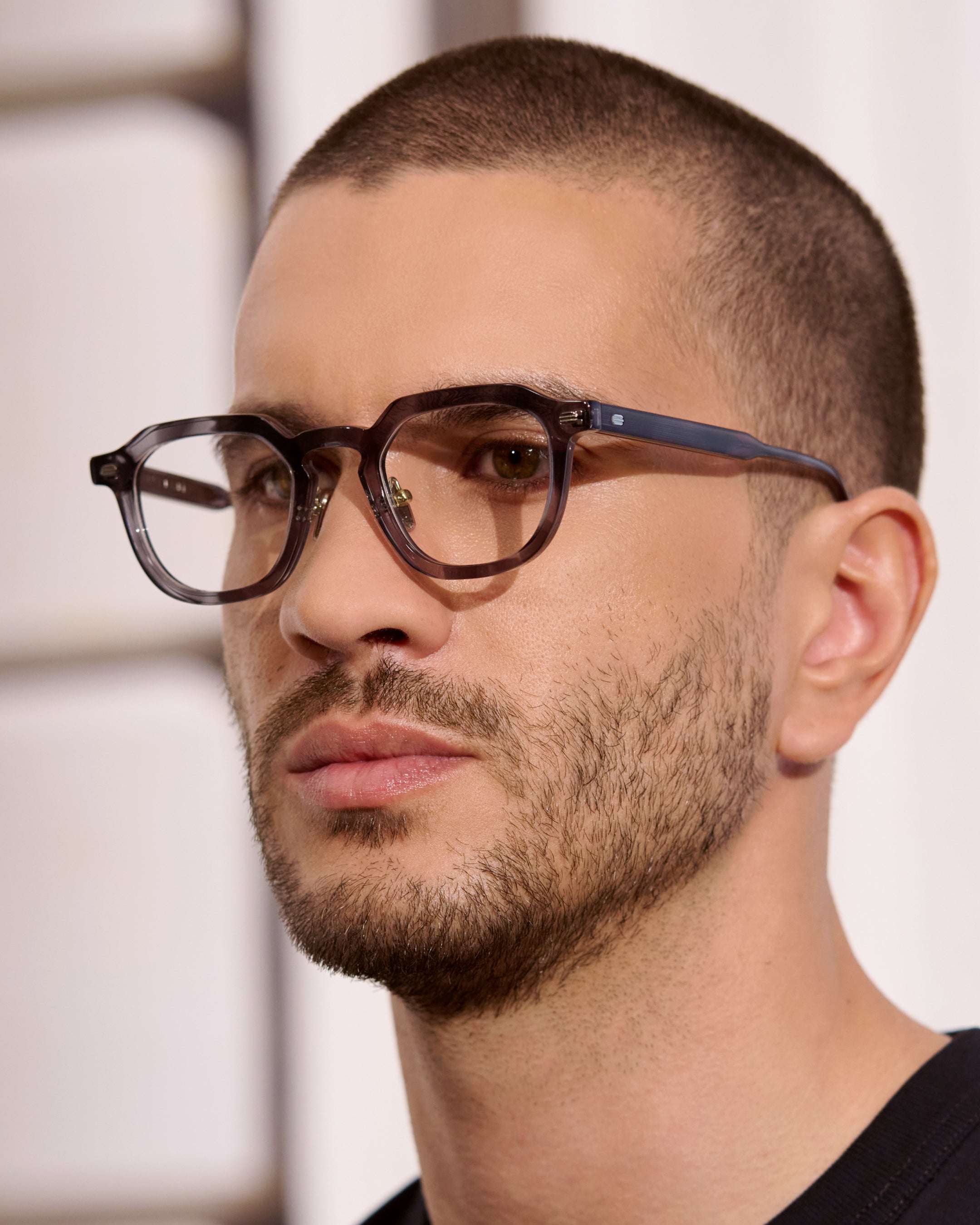jimmy-fairly-la-ortis-lunettes-de-vue-rectangulaires-grises-en-ac-tate image 4