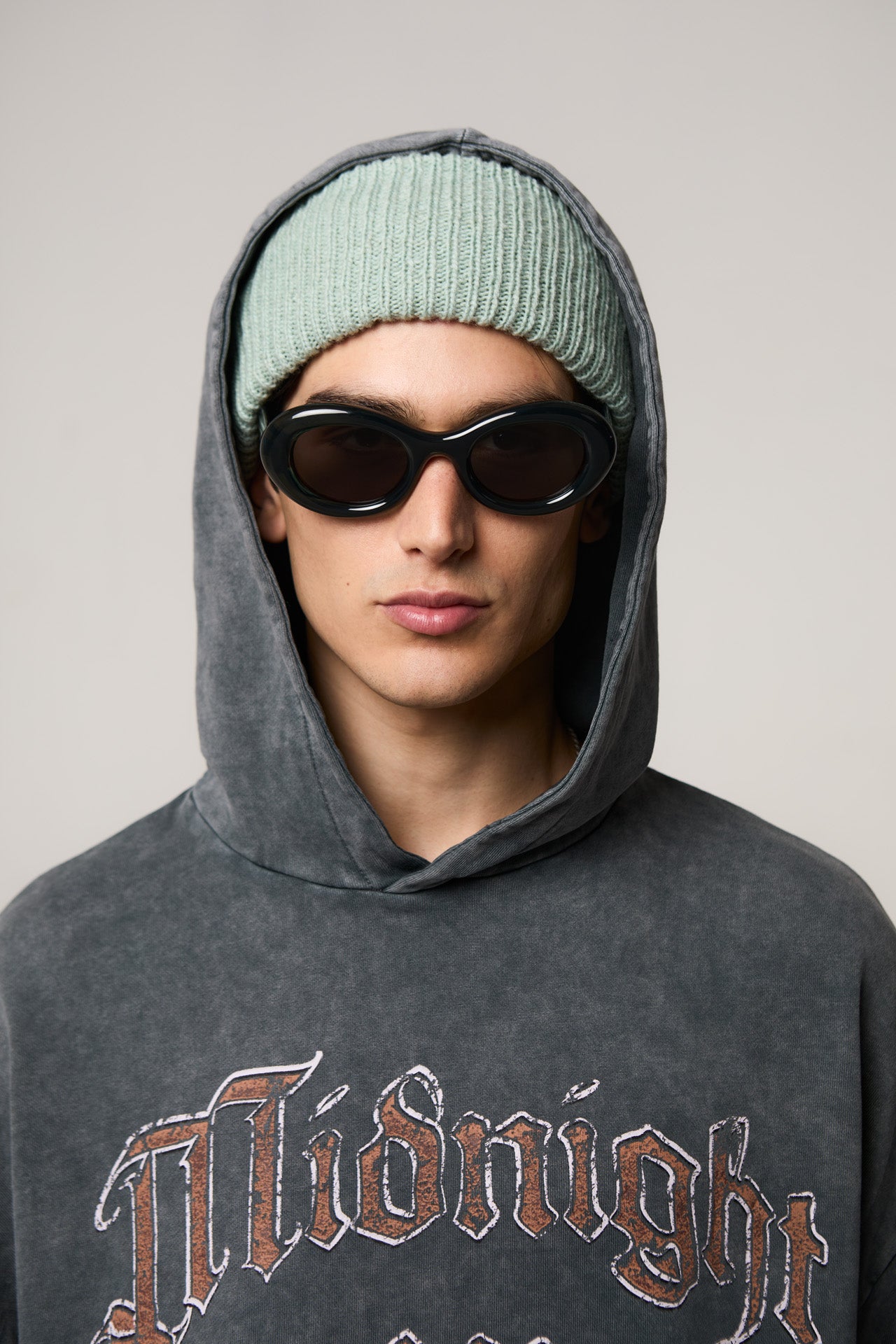 komono-molly-emerald-lunettes-de-soleil-rondes-oversized-kurt-cobain image 5