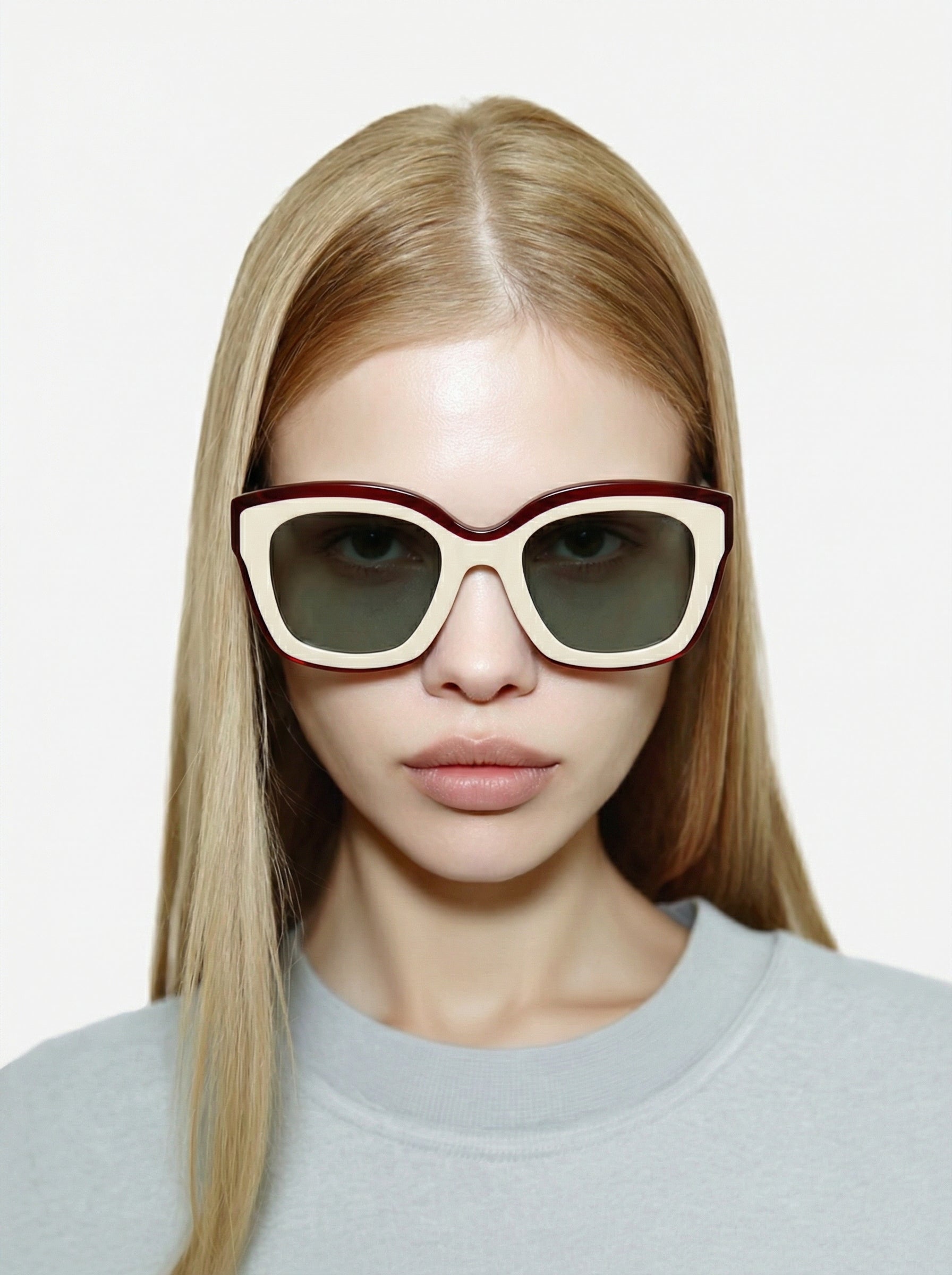 komono-tessa-cola-cream-lunettes-de-soleil-de-la-collection-next image 6