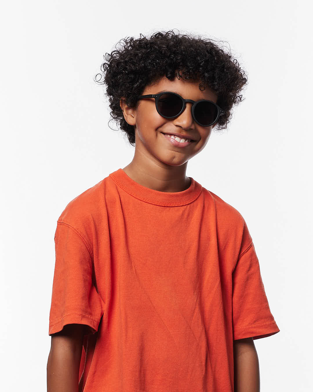 izipizi-child-d-black-polarized-lunettes-de-soleil-enfant-biosourc-es-verres-pol image 6