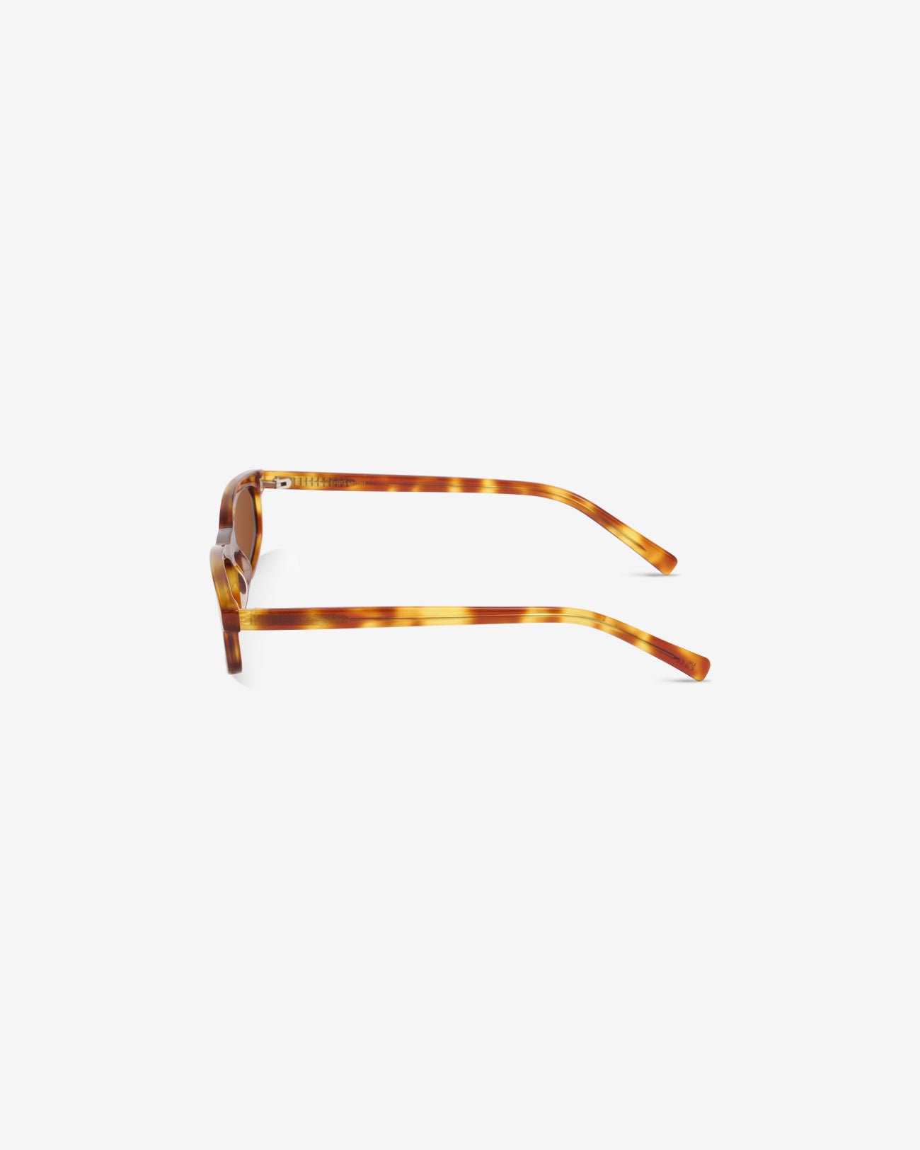 le-petit-lunetier-tamara-ecaille-lunettes-de-soleil-ovales image 3