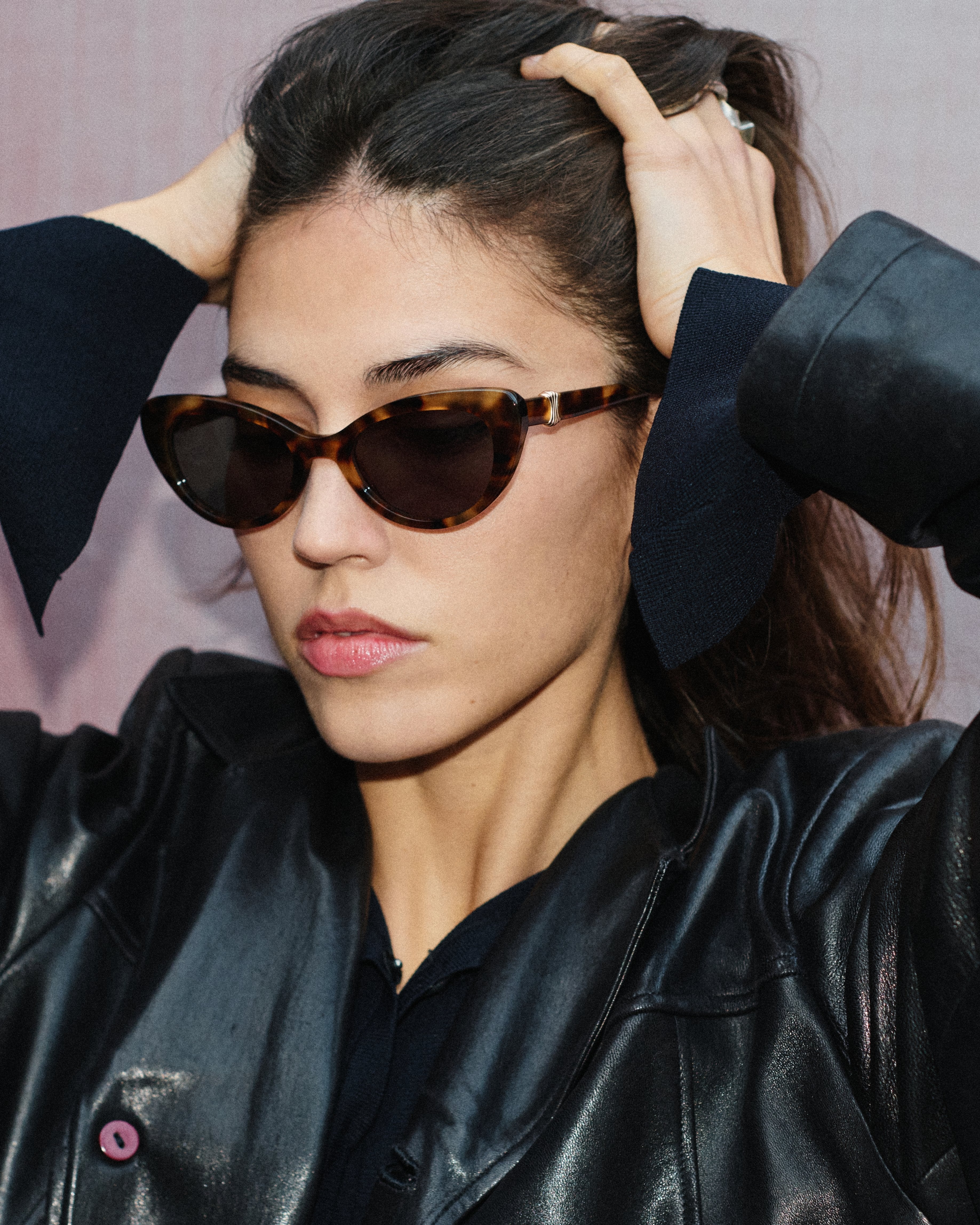 jimmy-fairly-la-marla-lunettes-de-soleil-papillon-ac-tate-caille-fonc-e-femme image 4