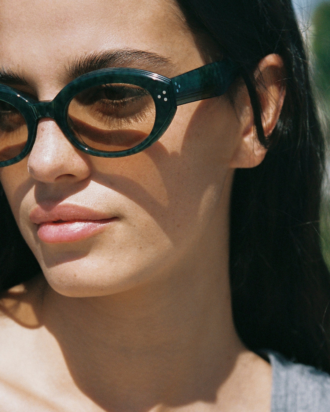 jimmy-fairly-la-vivi-jf-colors-lunettes-de-soleil-ovales-vert-femme image 4