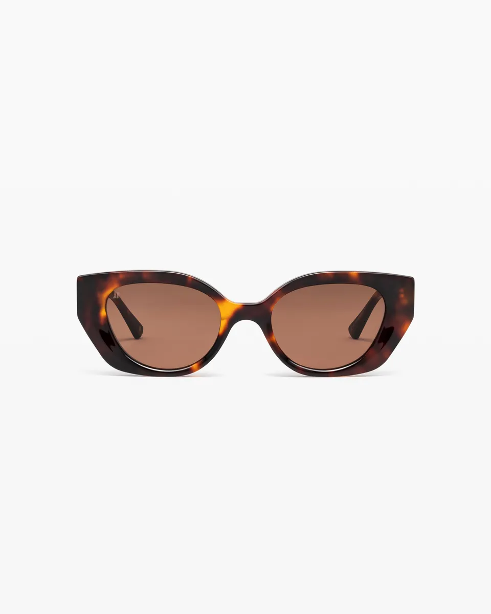 jimmy-fairly-la-amalia-lunettes-de-soleil-papillon-en-ac-tate-femme-caille-fonc- image 1