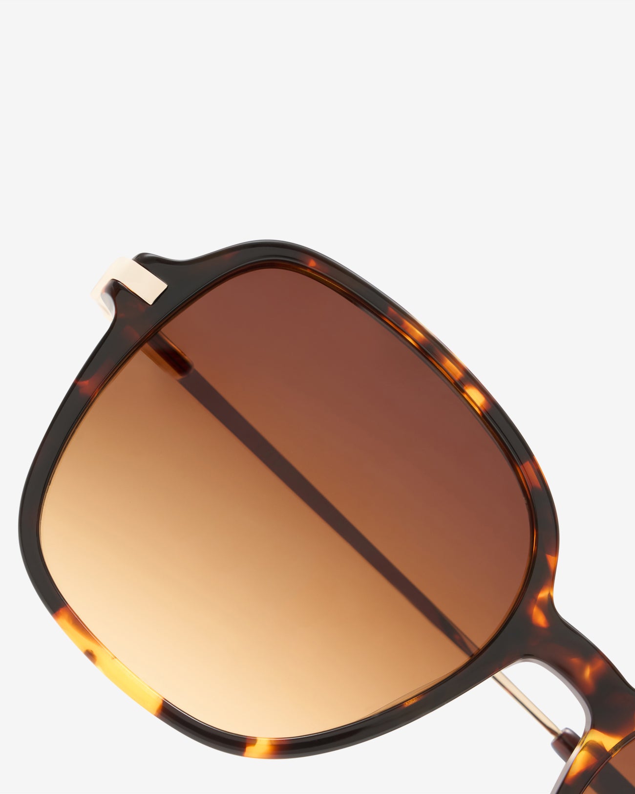 le-petit-lunetier-annie-j-caille-lunettes-de-soleil-oversize-en-ac-tate-caille image 3