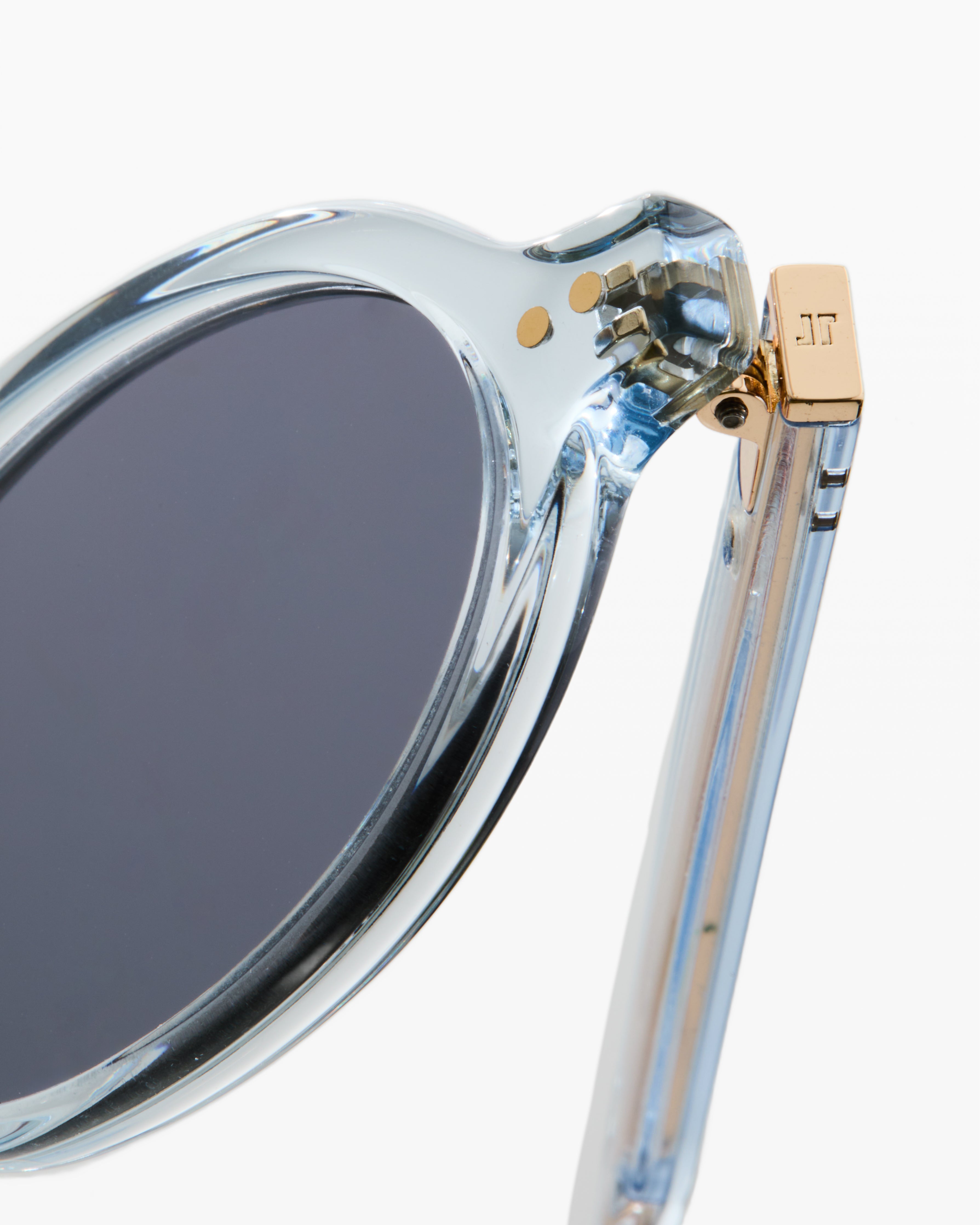 jimmy-fairly-la-elvie-lunettes-de-soleil-ovales-en-ac-tate-transparent-bleu-verr image 5
