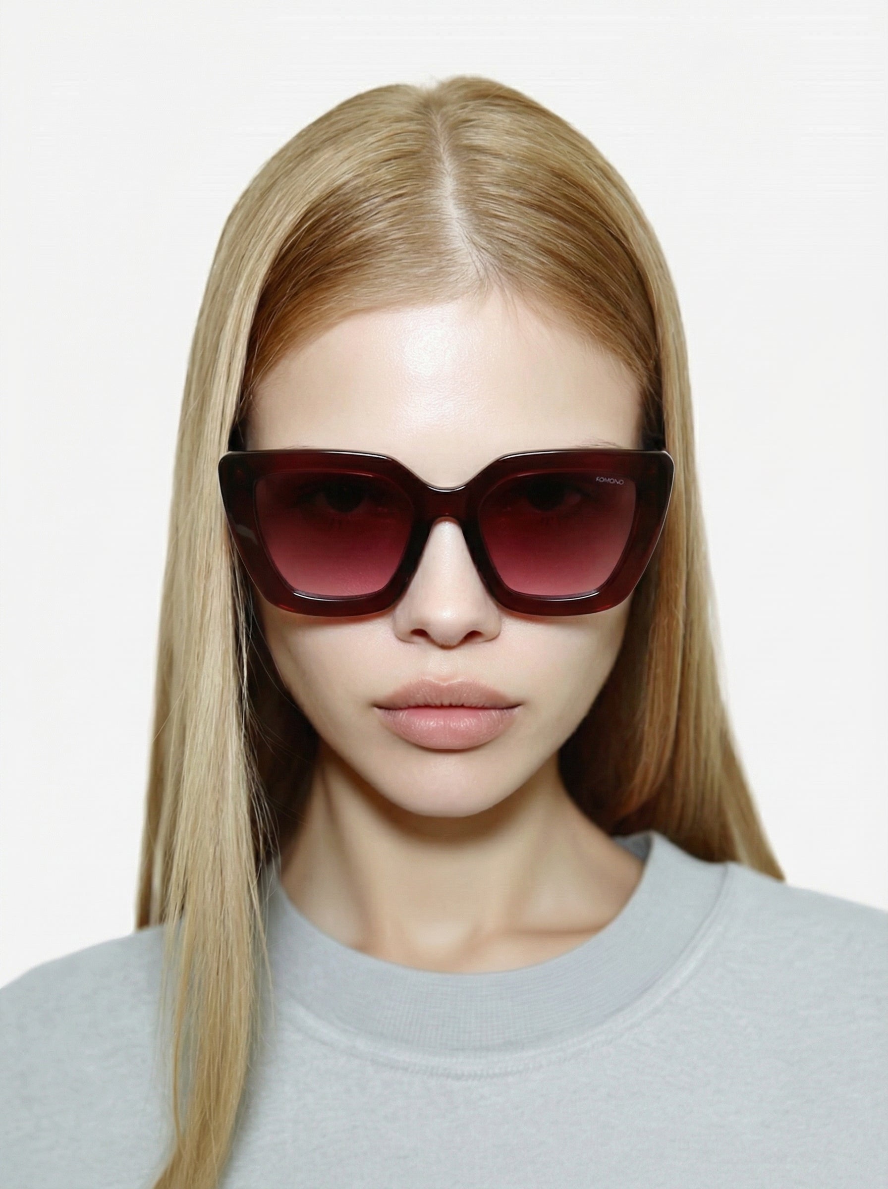 komono-serena-ruby-lunettes-de-soleil-il-de-chat-rouges-audacieuses image 4