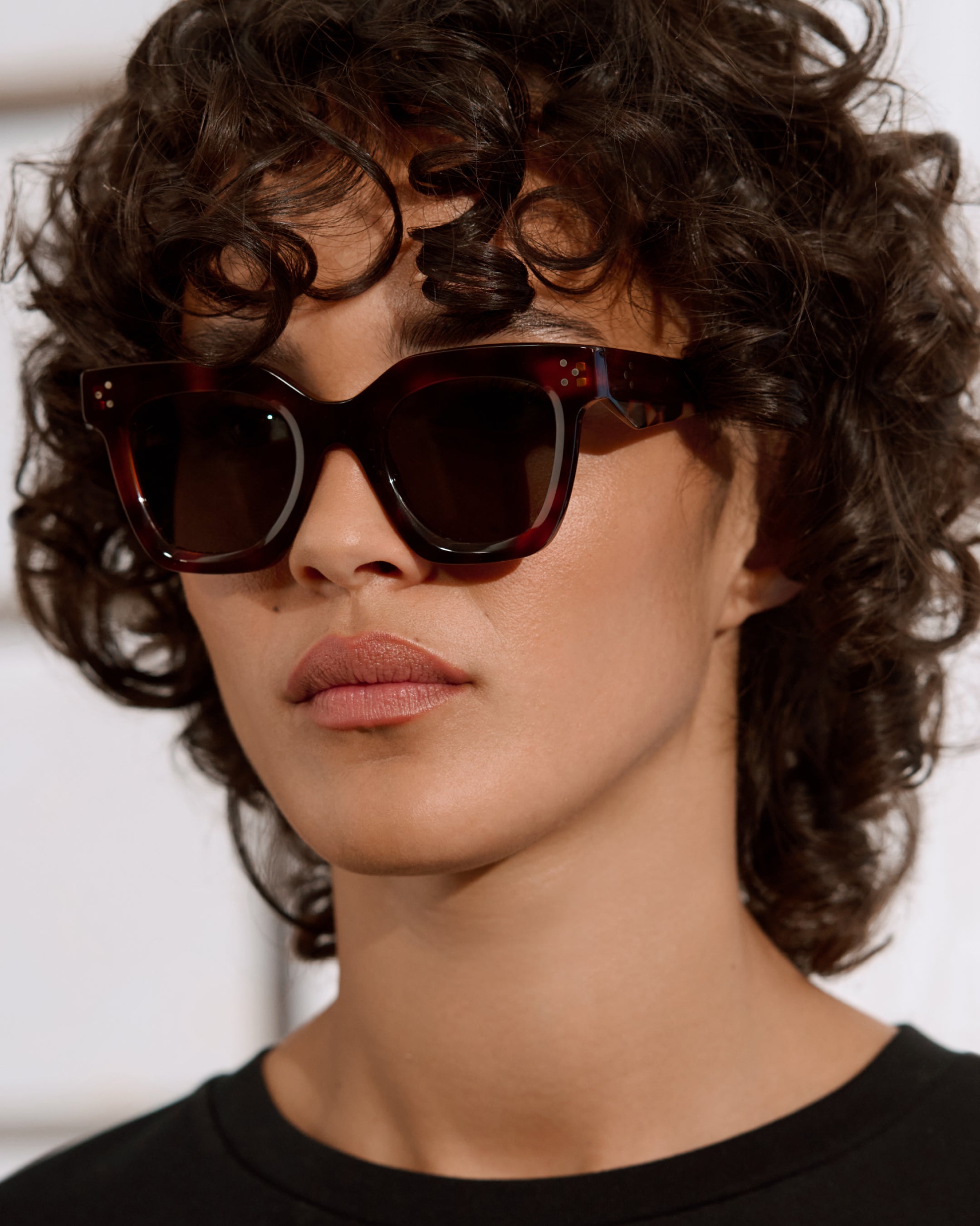 jimmy-fairly-la-capri-lunettes-de-soleil-papillon-femme-caille-oversize image 5