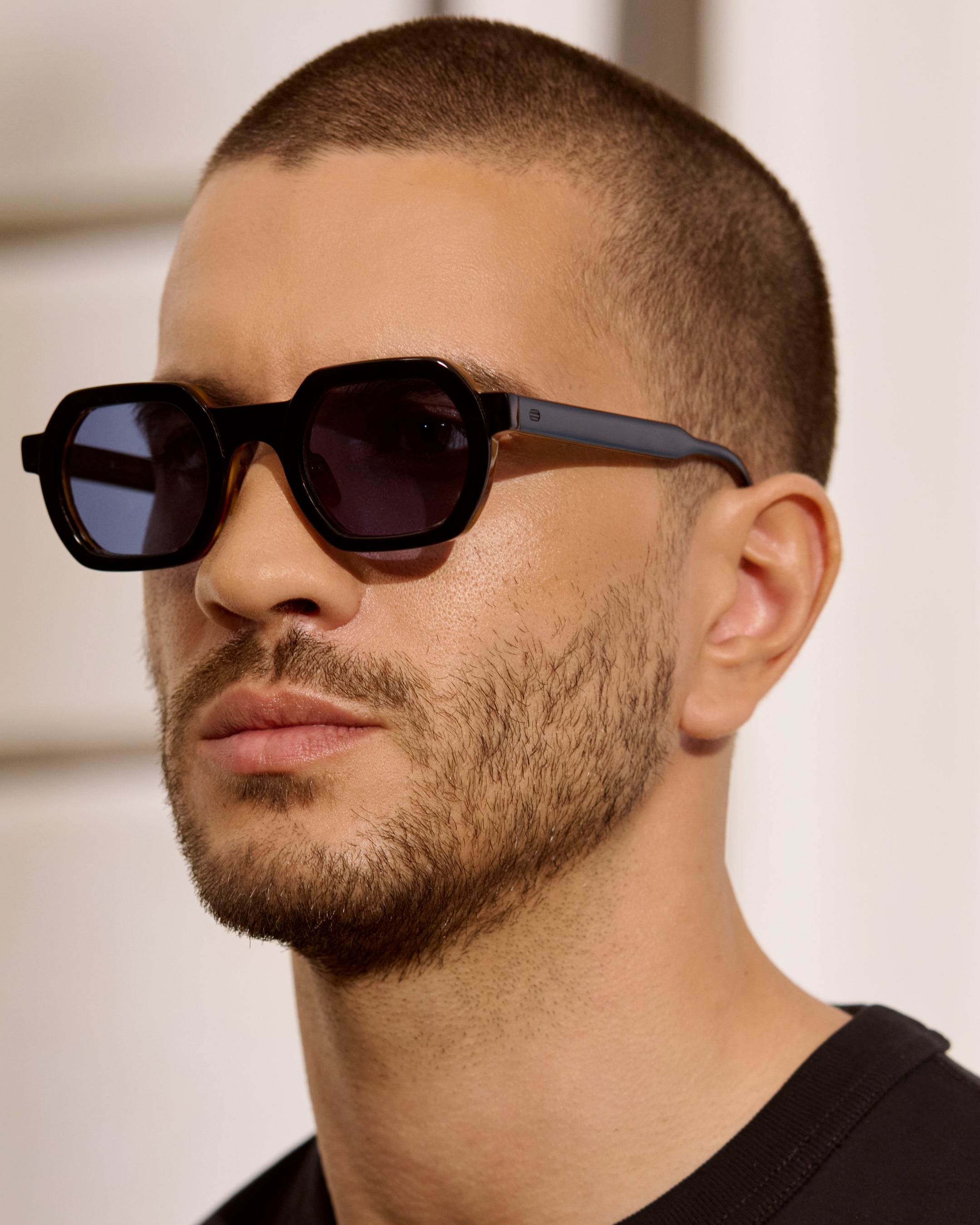 jimmy-fairly-la-darren-jf-colors-lunettes-de-soleil-rectangulaire-noire-verres-c image 4