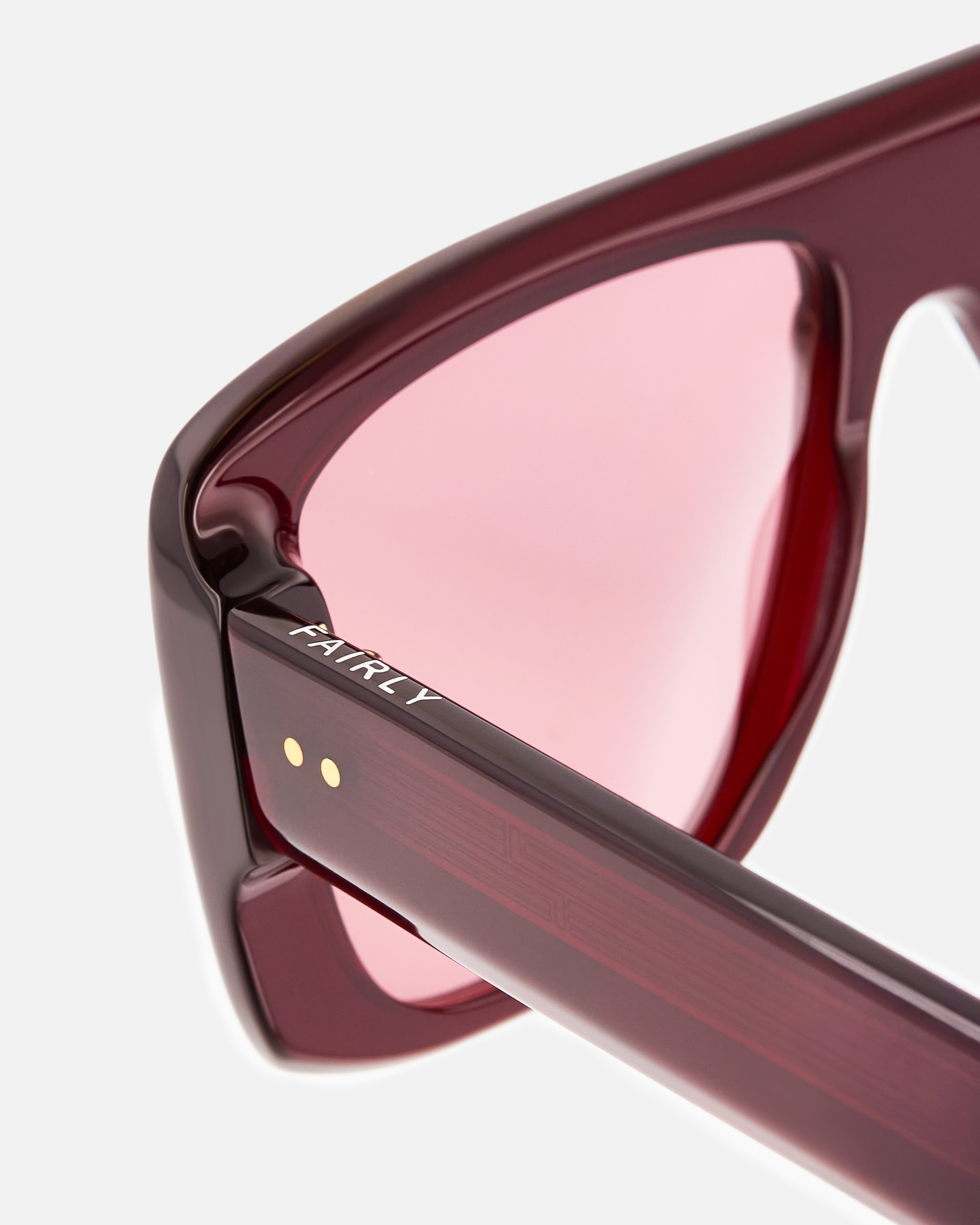 jimmy-fairly-la-caju-lunettes-de-soleil-aviateur-oversize-rouges-en-ac-tate-verr image 5