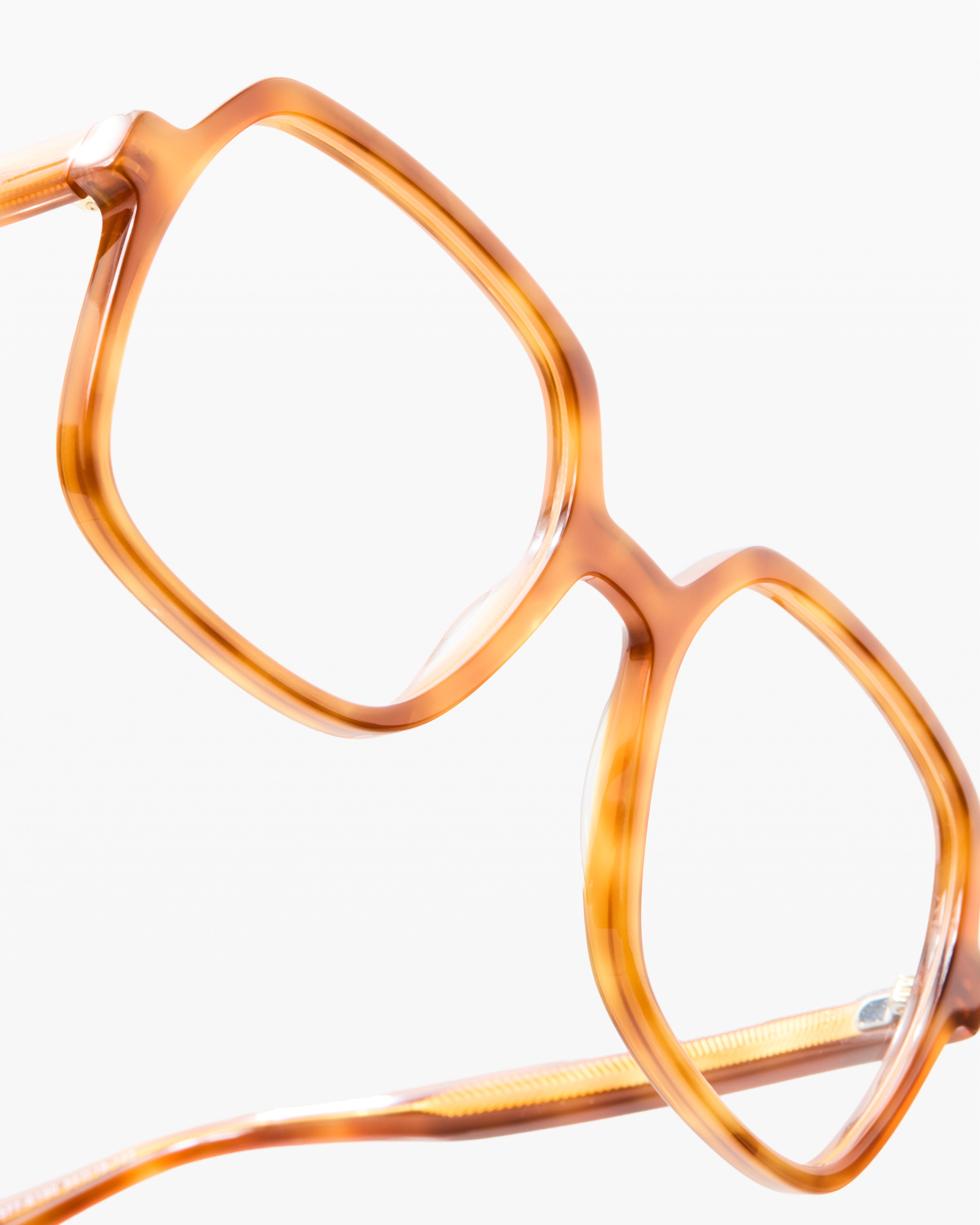 jimmy-fairly-la-lou-lunettes-de-vue-oversize-tortoise-femme image 4