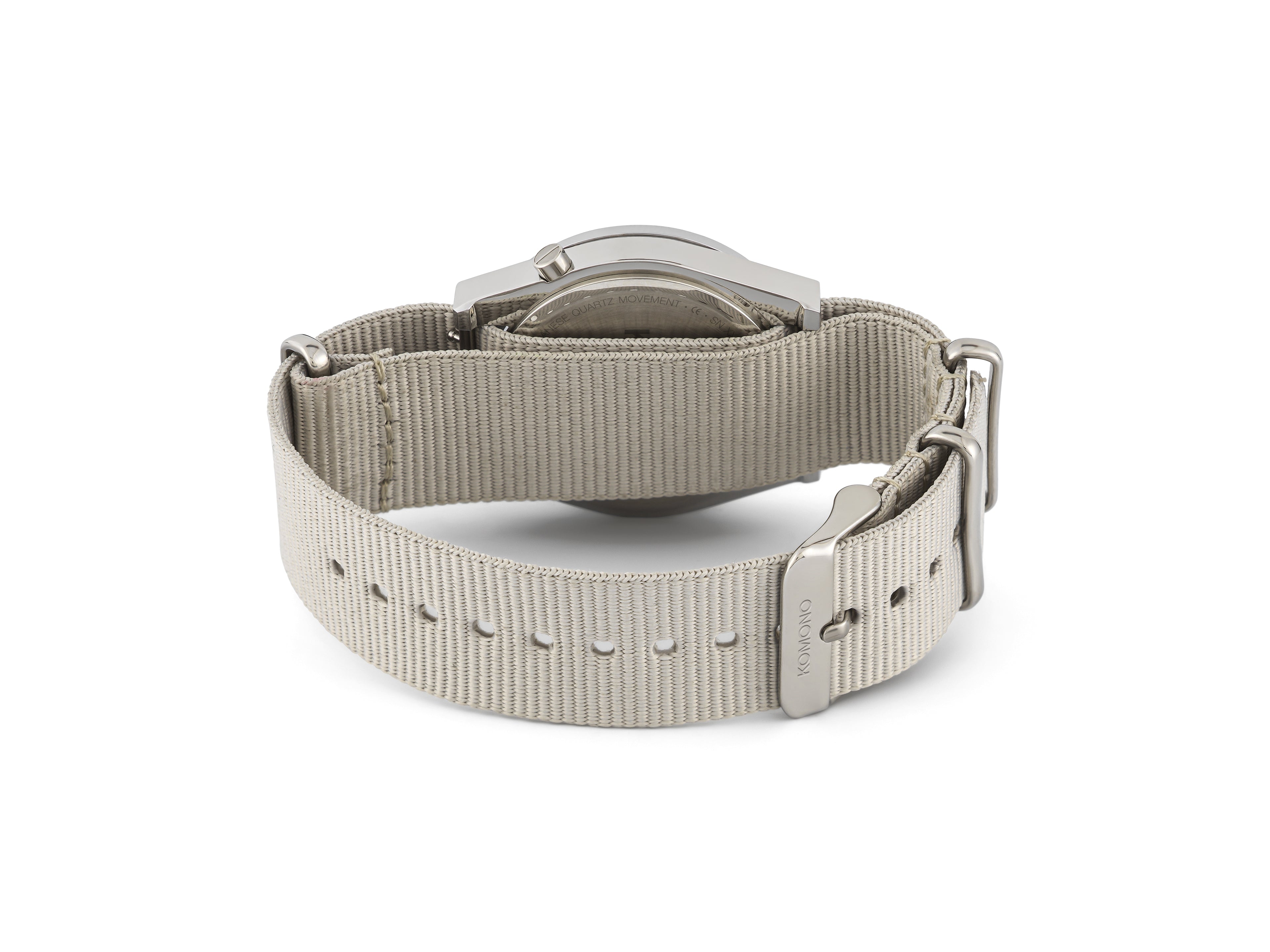 komono-ray-legacy-nato-lunar-montre-de-plong-e-r-tro-futuriste-avec-chronographe image 3