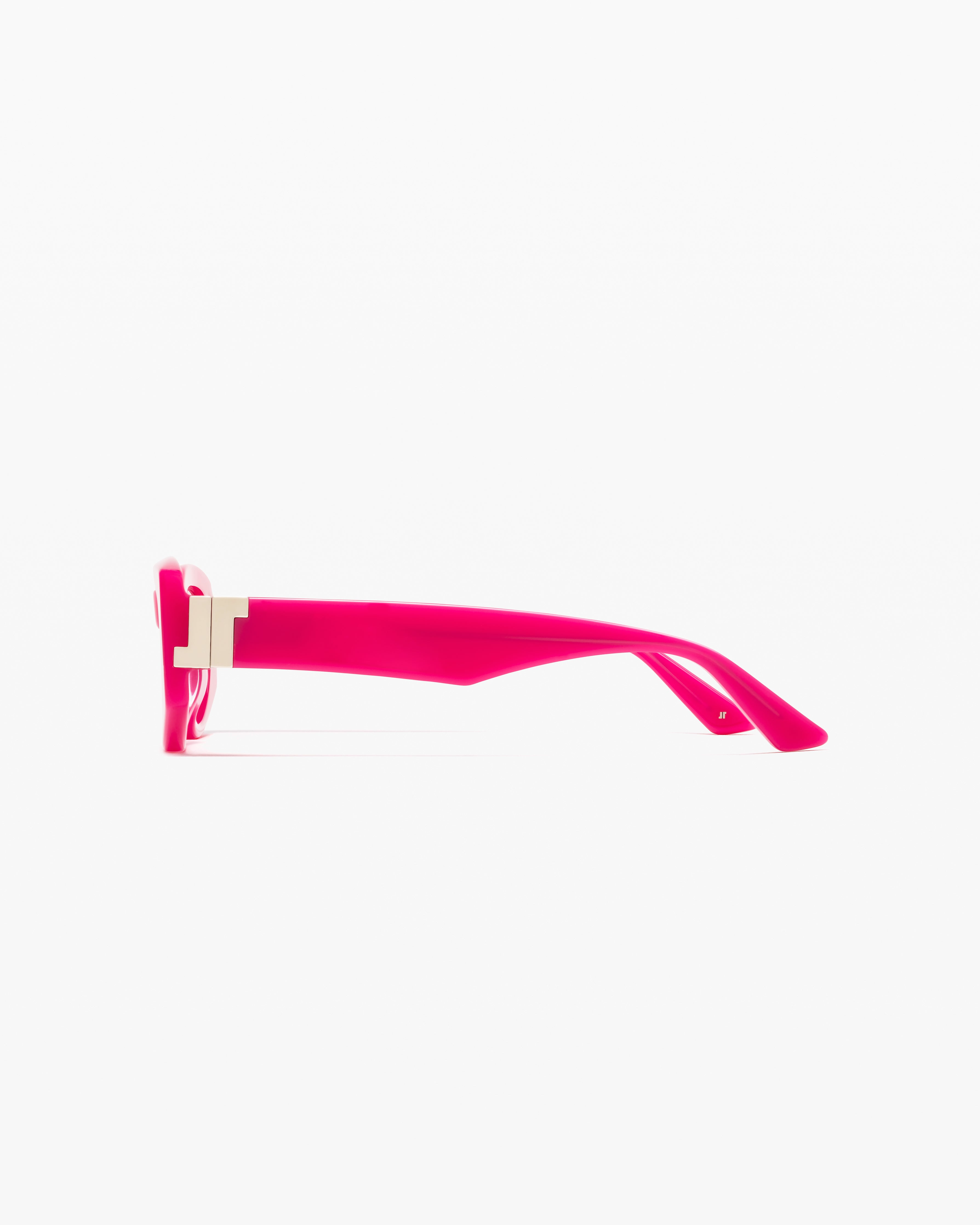 jimmy-fairly-studio-07-lunettes-de-soleil-papillon-en-ac-tate-rose-verres-teint- image 3