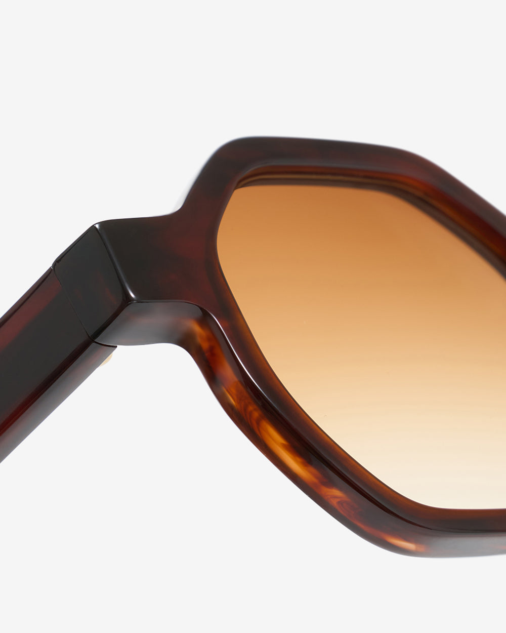 le-petit-lunetier-dustin-caille-fonc-e-lunettes-de-soleil-hexagonales-en-ac-tate image 5