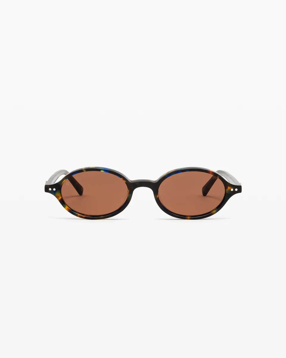 jimmy-fairly-la-elvie-slim-lunettes-de-soleil-femme-ovales-en-ac-tate-caille-tai image 1