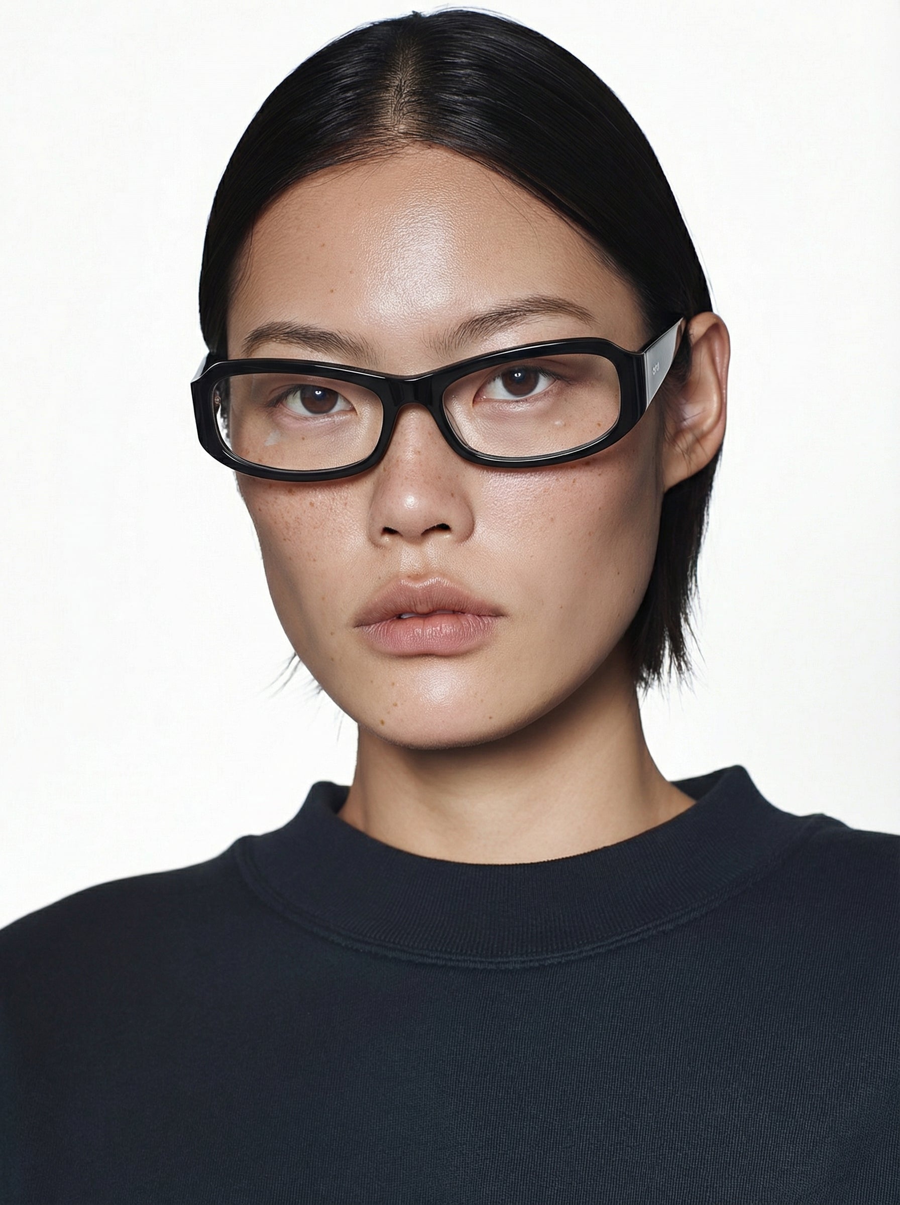 lunettes-de-soleil-komono-ashley-black image 3