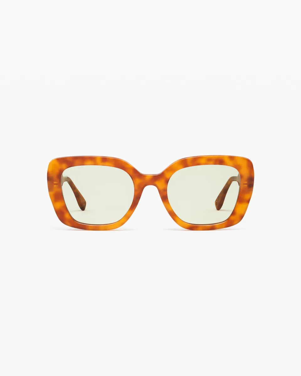 jimmy-fairly-la-amaya-lunettes-de-soleil-papillon-oversize-caille-claire image 1