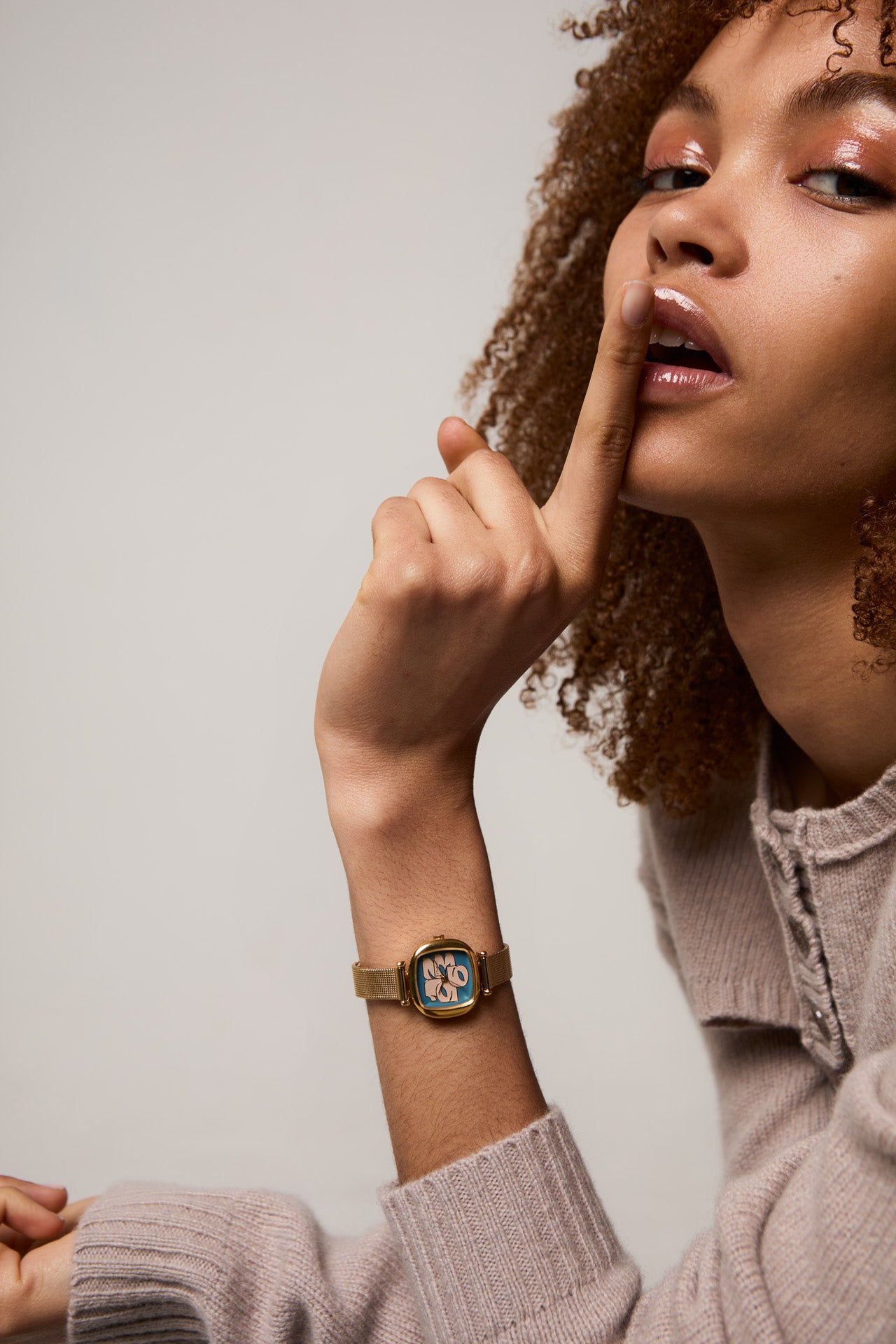 komono-moneypenny-royale-cameo-gold-lake-montre-acier-inoxydable-dor-e image 4