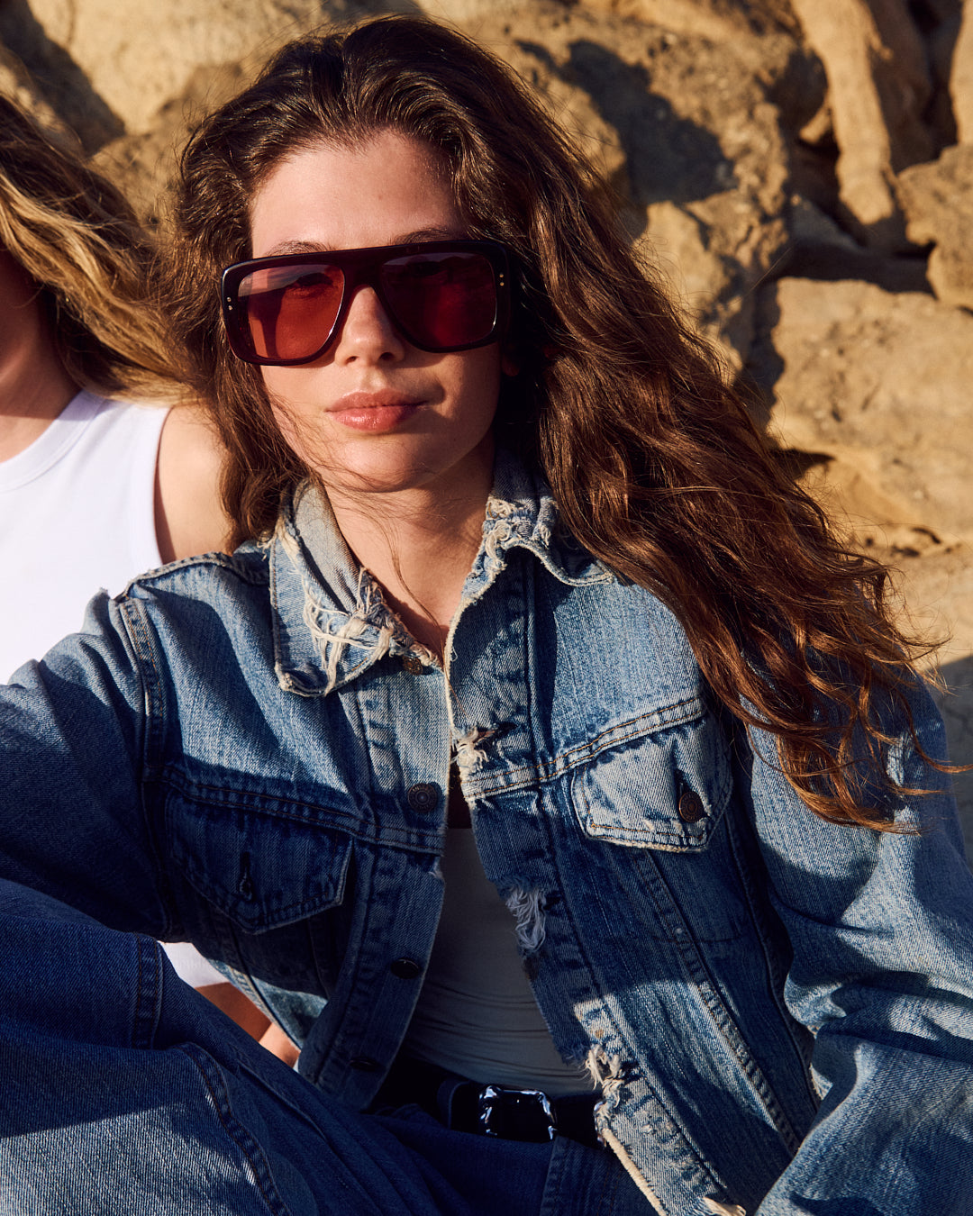 jimmy-fairly-la-caju-lunettes-de-soleil-aviateur-oversize-rouges-en-ac-tate-verr image 2