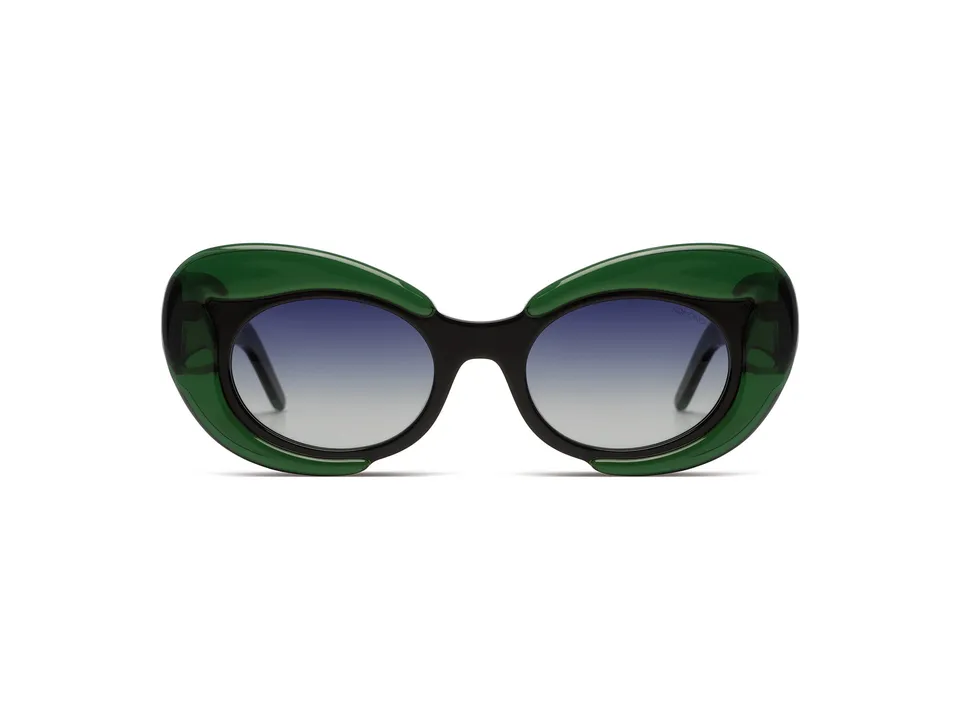 komono-jill-jiayue-she-willow-black-lunettes-de-soleil-surr-alistes image 1