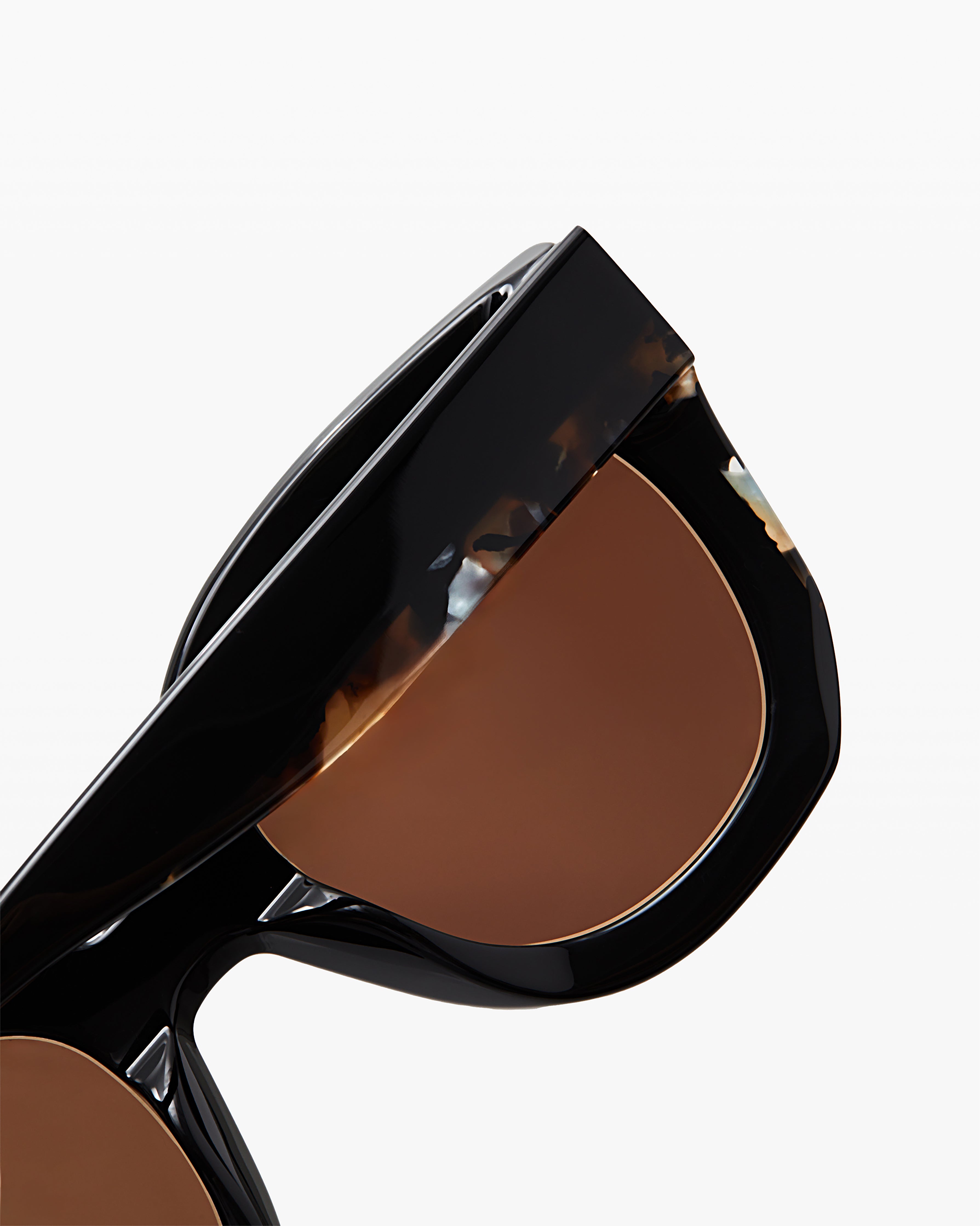jimmy-fairly-la-swirl-lunettes-de-soleil-papillon-noires-en-ac-tate-pour-femme image 5