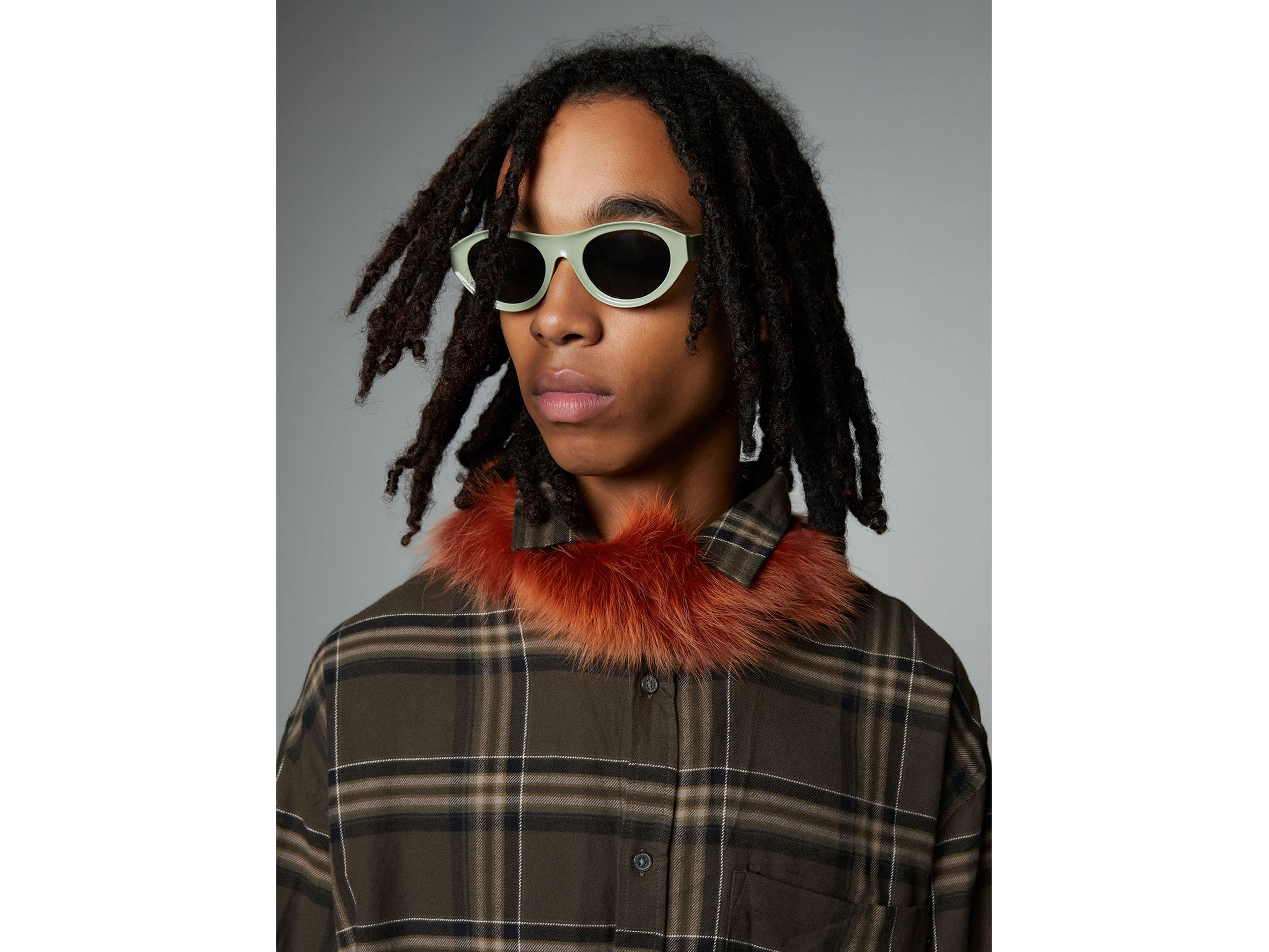 komono-celeste-moss-lunettes-de-soleil-ovales-vertes image 3